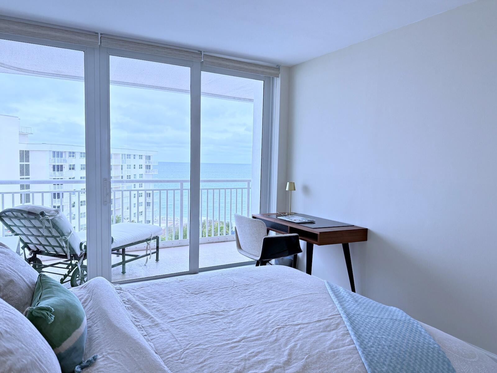 BARCLAY CONDO - Residential Lease