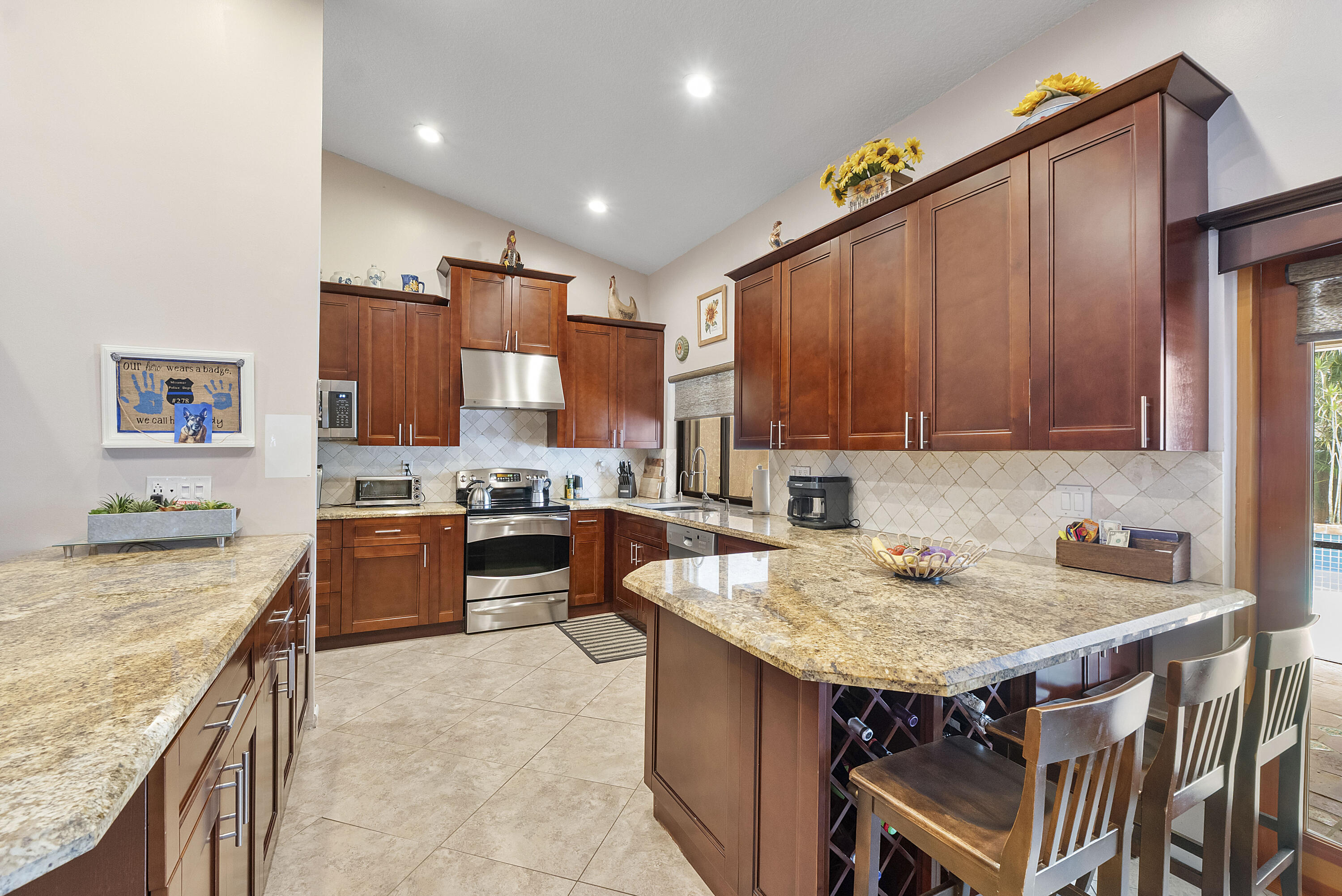 CYPRESS GLEN - Residential