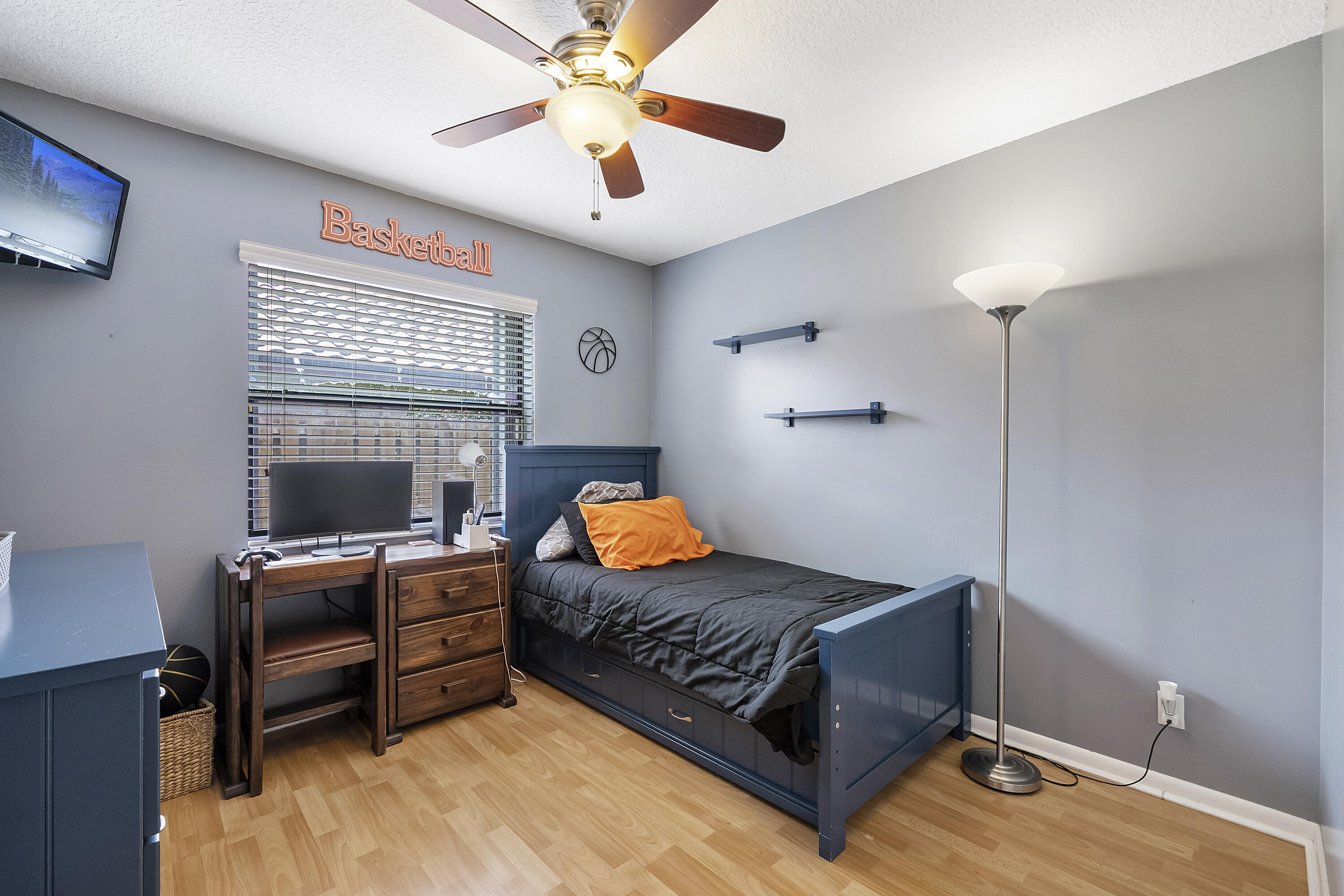 CYPRESS GLEN - Residential