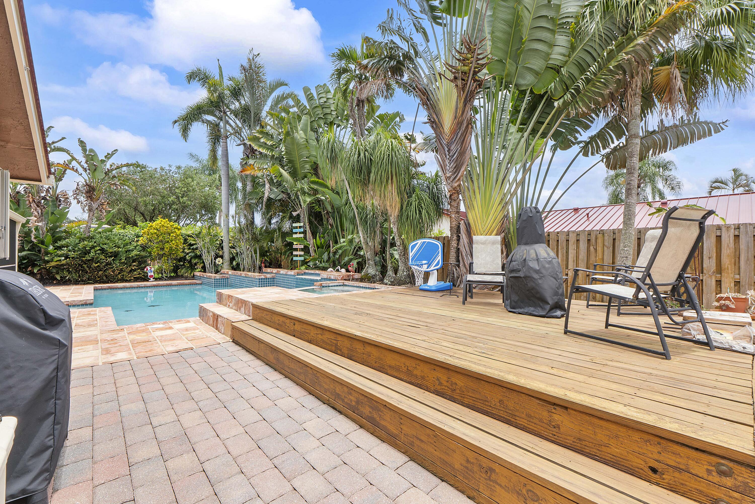 CYPRESS GLEN - Residential