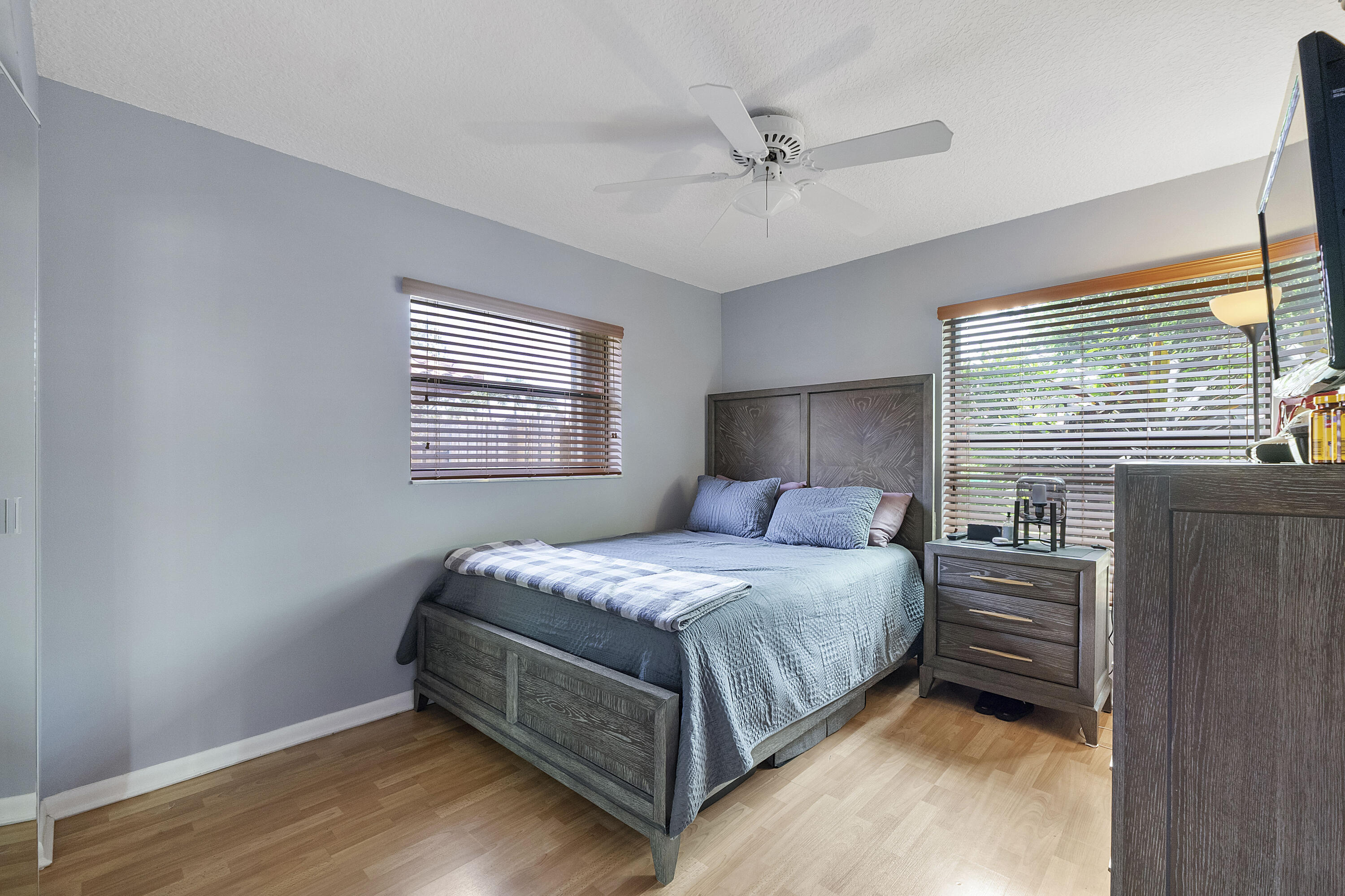 CYPRESS GLEN - Residential