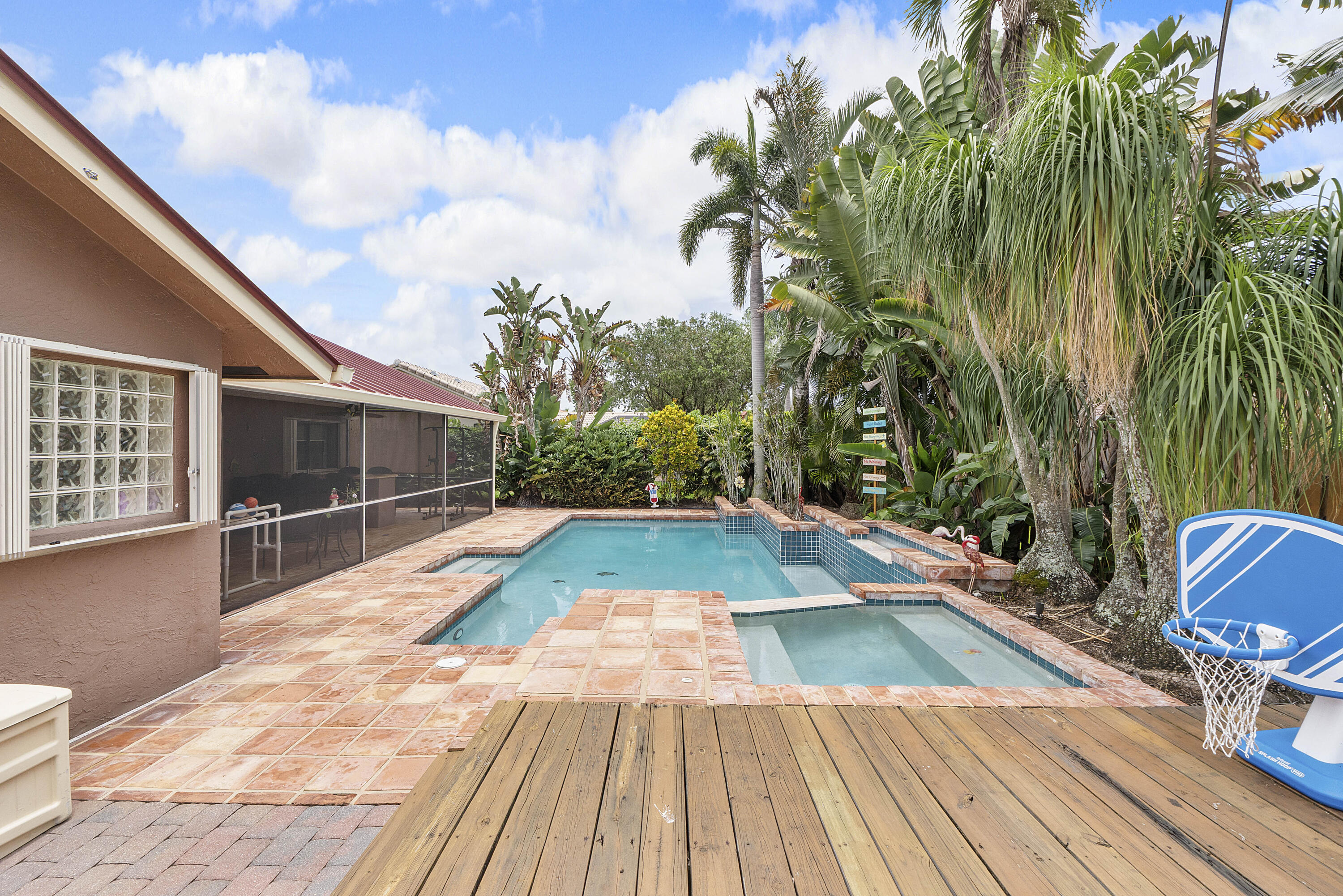CYPRESS GLEN - Residential