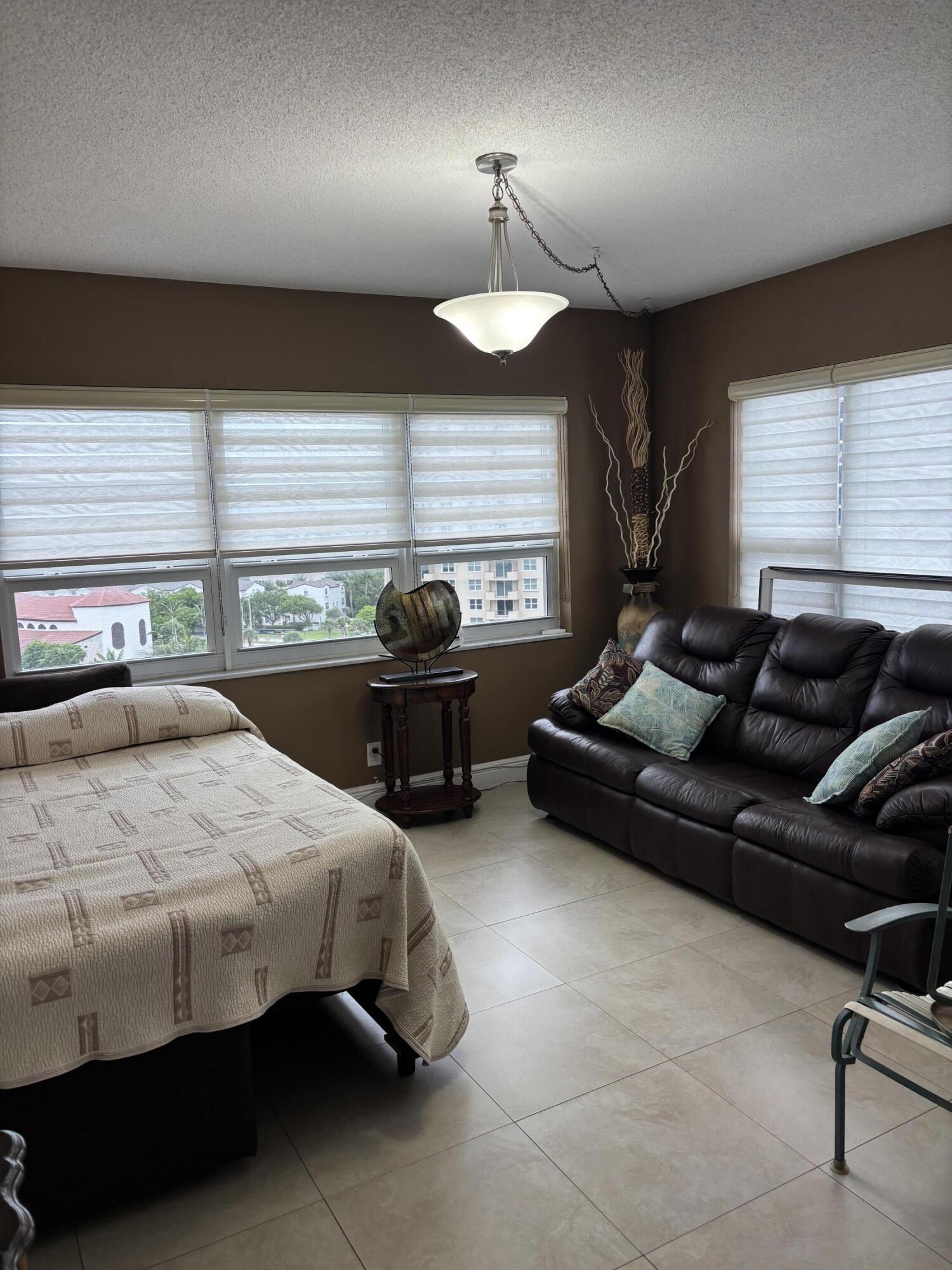 STARLIGHT TOWERS CONDO - Residential Lease