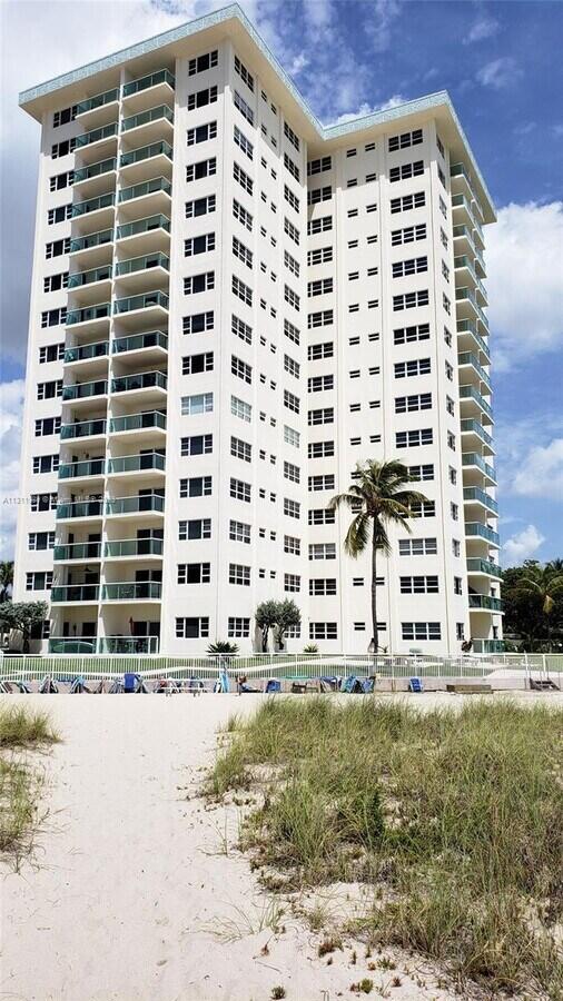 STARLIGHT TOWERS CONDO - Residential Lease