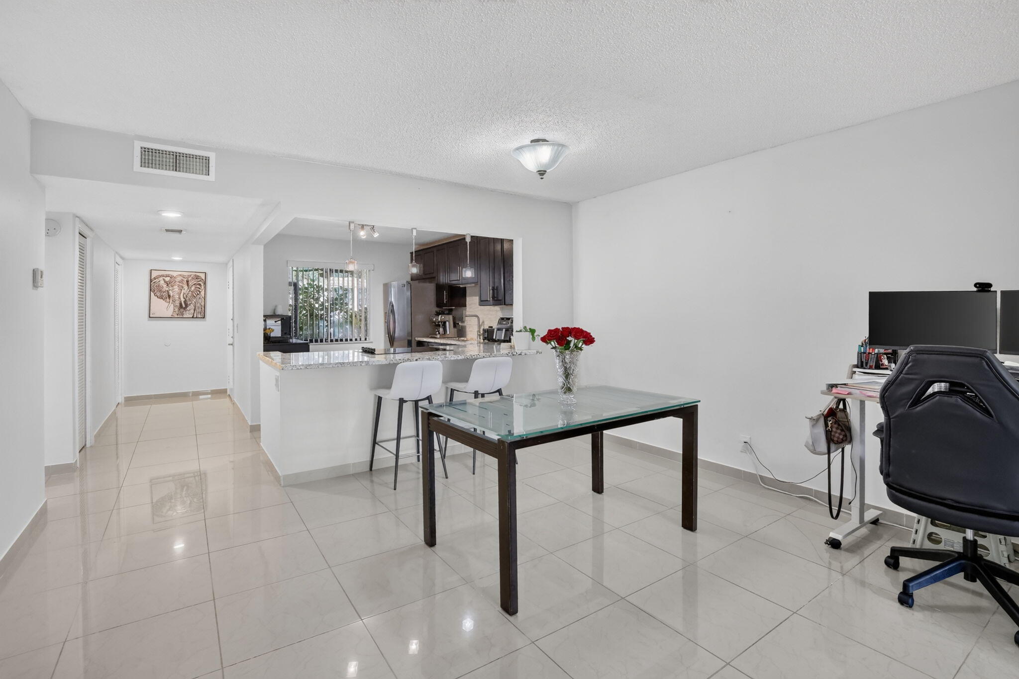 RACQUET CLUB APARTMENTS AT - Residential