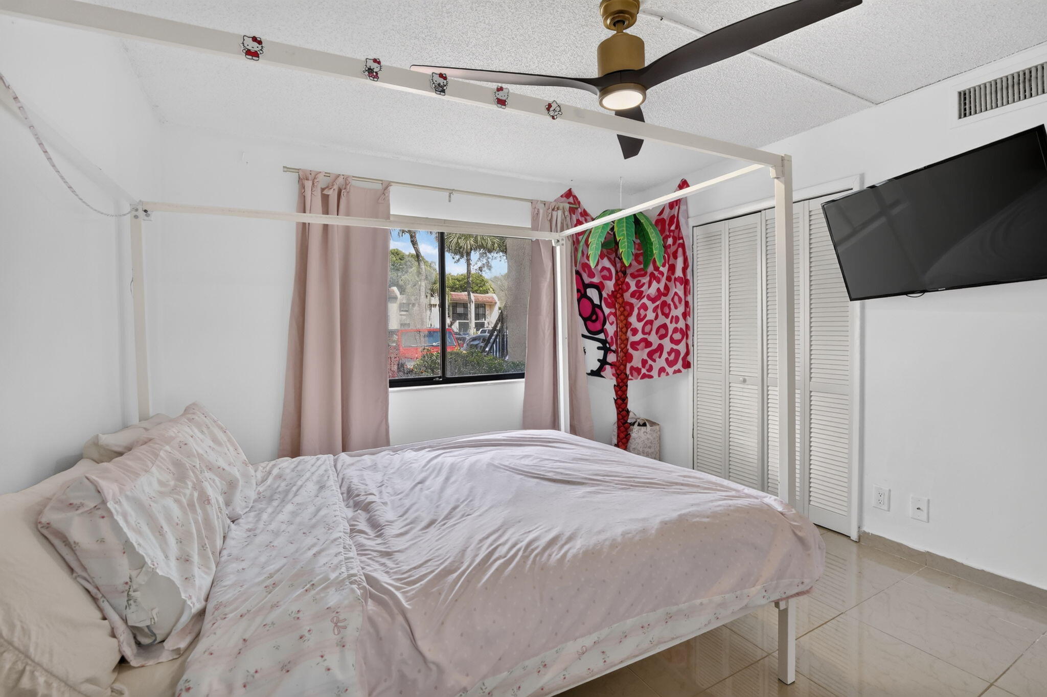 RACQUET CLUB APARTMENTS AT - Residential