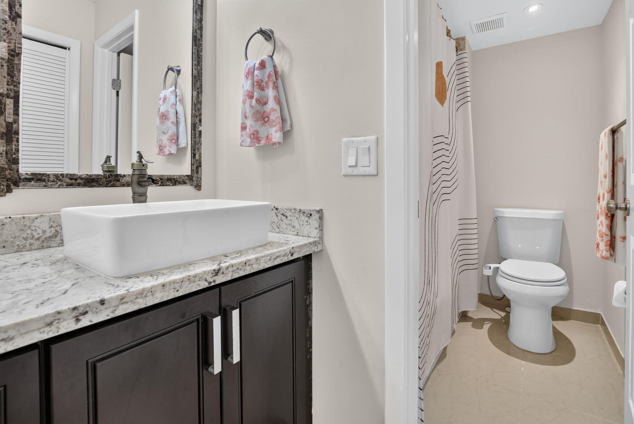 RACQUET CLUB APARTMENTS AT - Residential