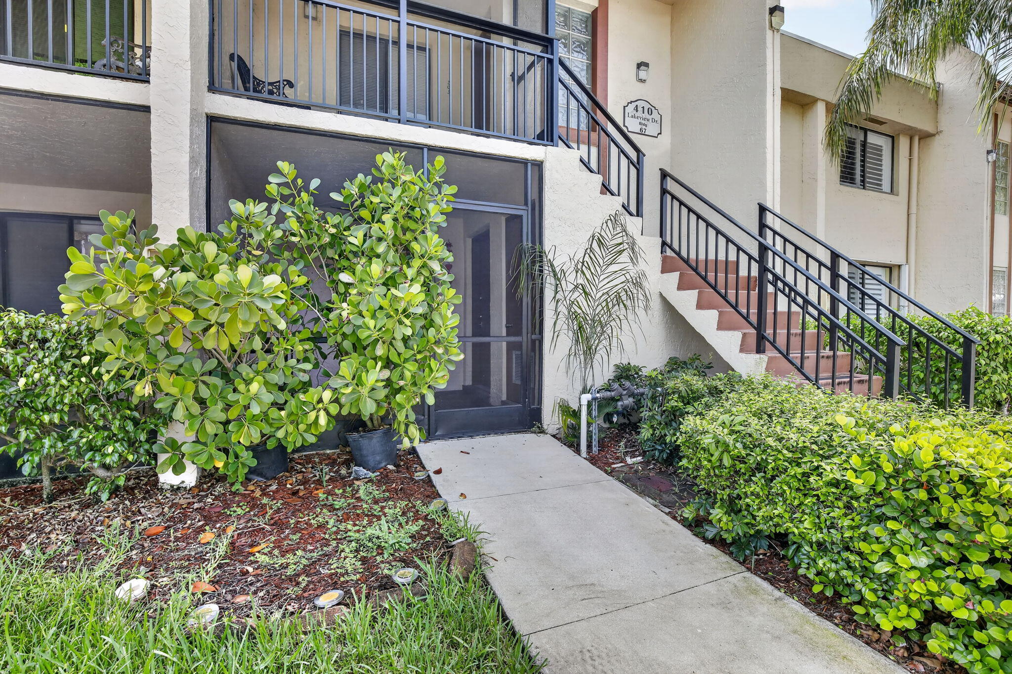 RACQUET CLUB APARTMENTS AT - Residential