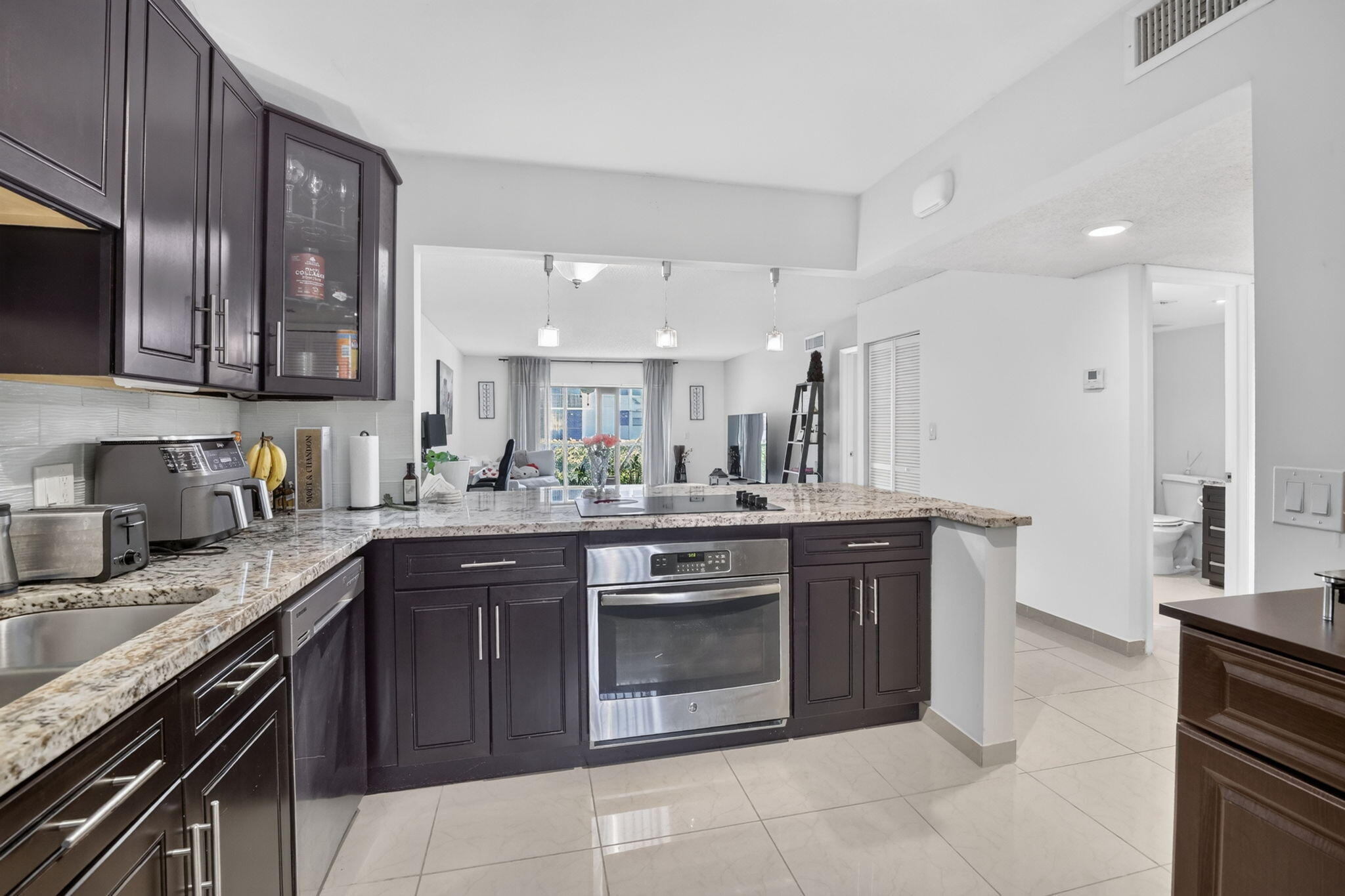 RACQUET CLUB APARTMENTS AT - Residential