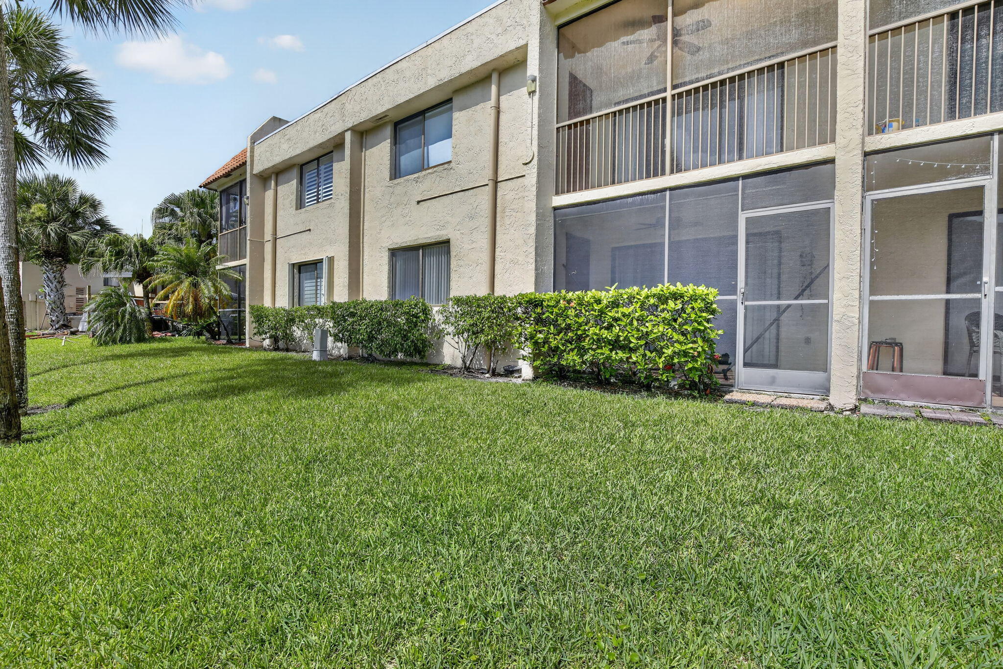 RACQUET CLUB APARTMENTS AT - Residential
