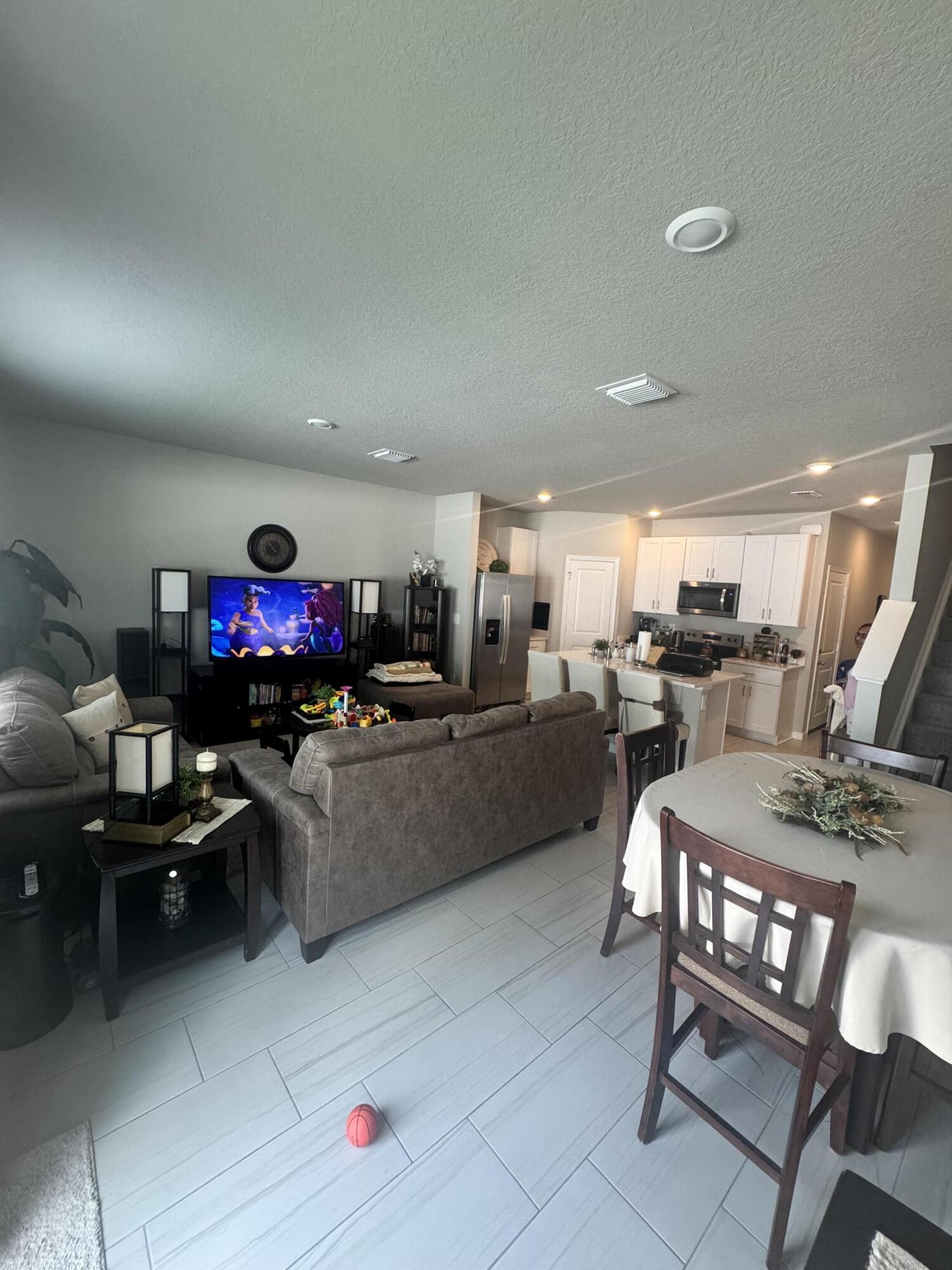 TIDEWATER - Residential Lease