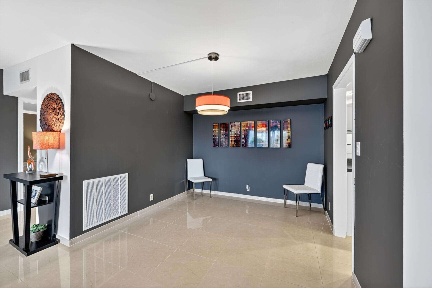 MIDDLE RIVER TOWER CONDO - Residential