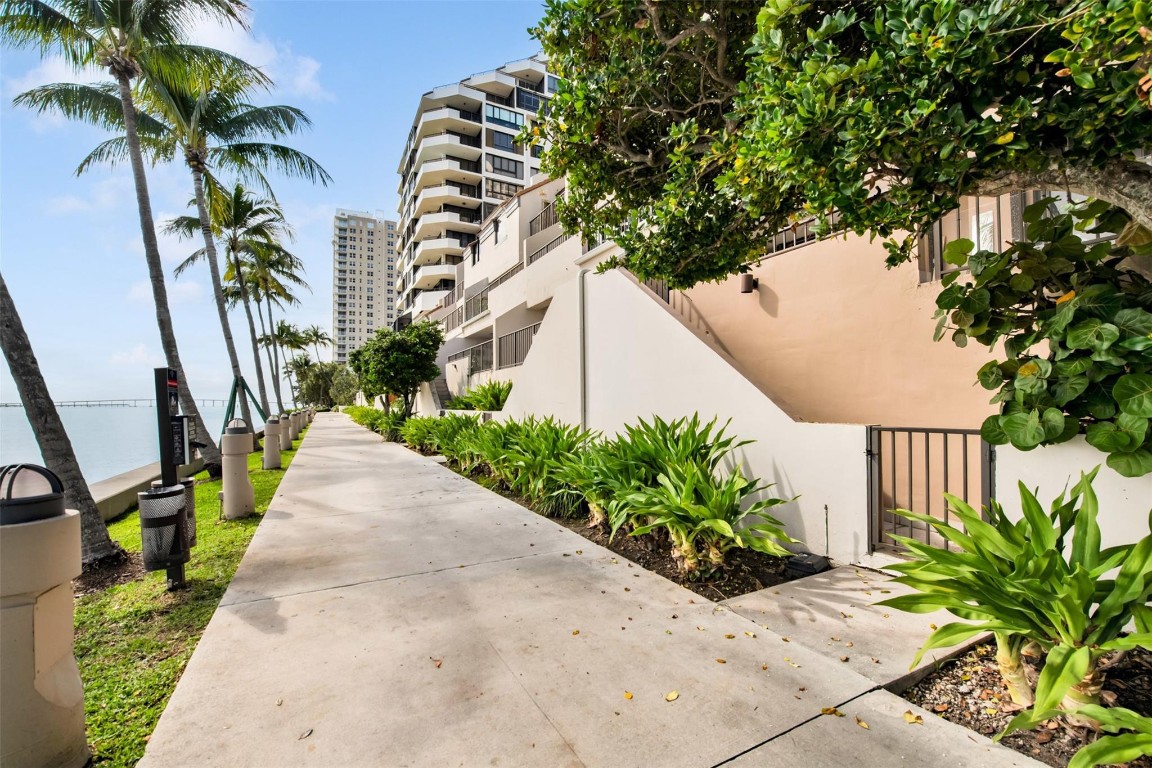 Brickell Key One - Residential
