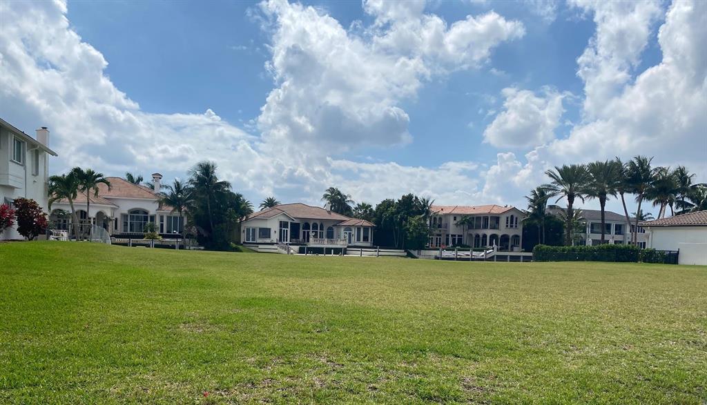 Royal Palm Yacht & Country Club - Land