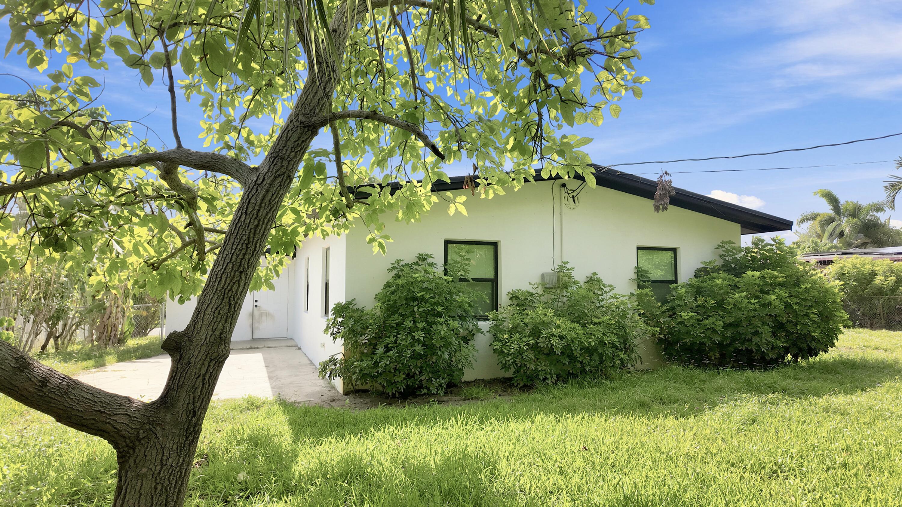 LANTANA HEIGHTS 6 - Residential