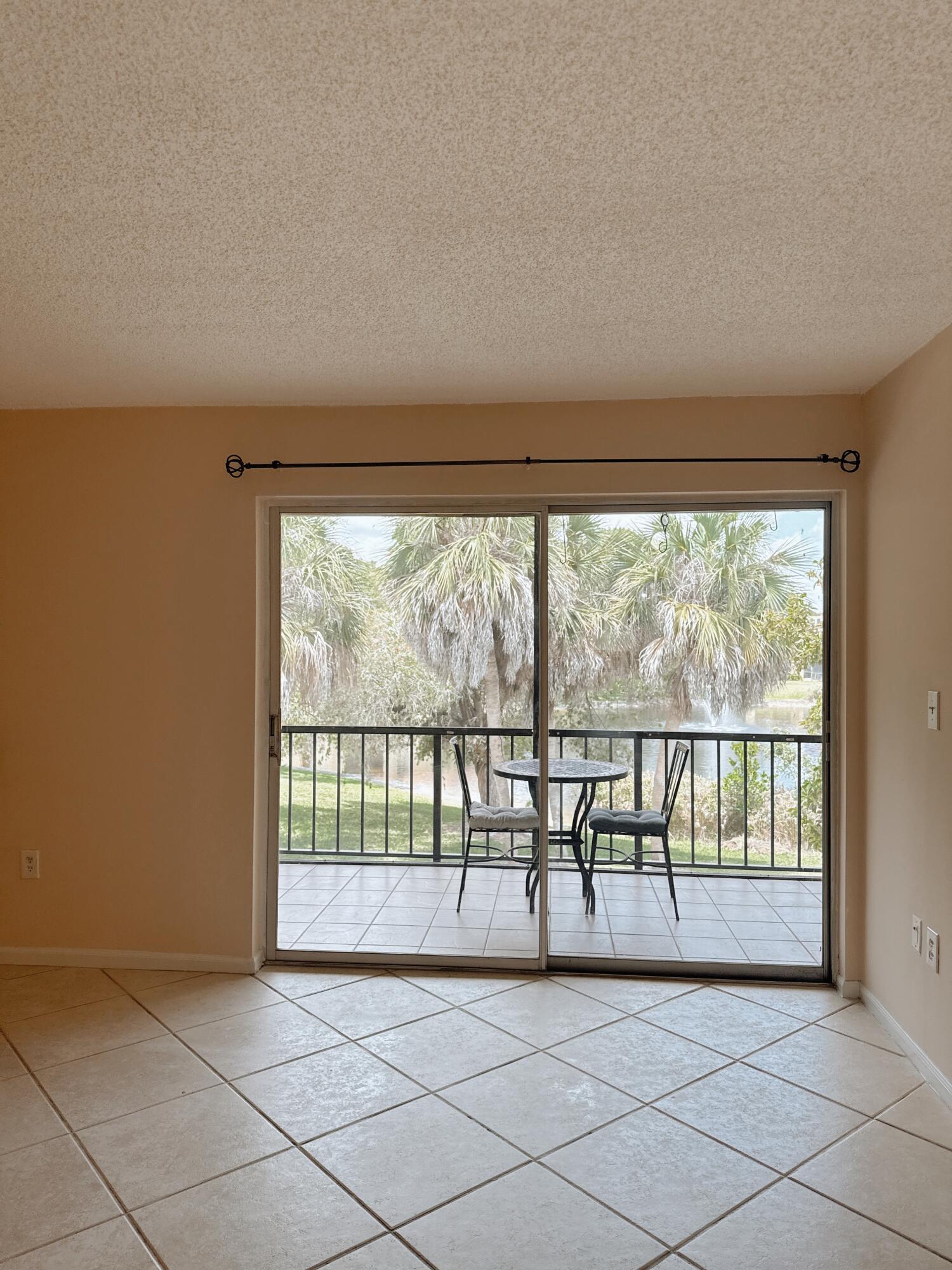 BOCA TERRACE CONDO PH I AND II OR261 - Residential Lease