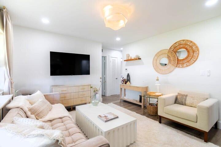 PLUMOSA PARK SEC A, B AND D - Residential