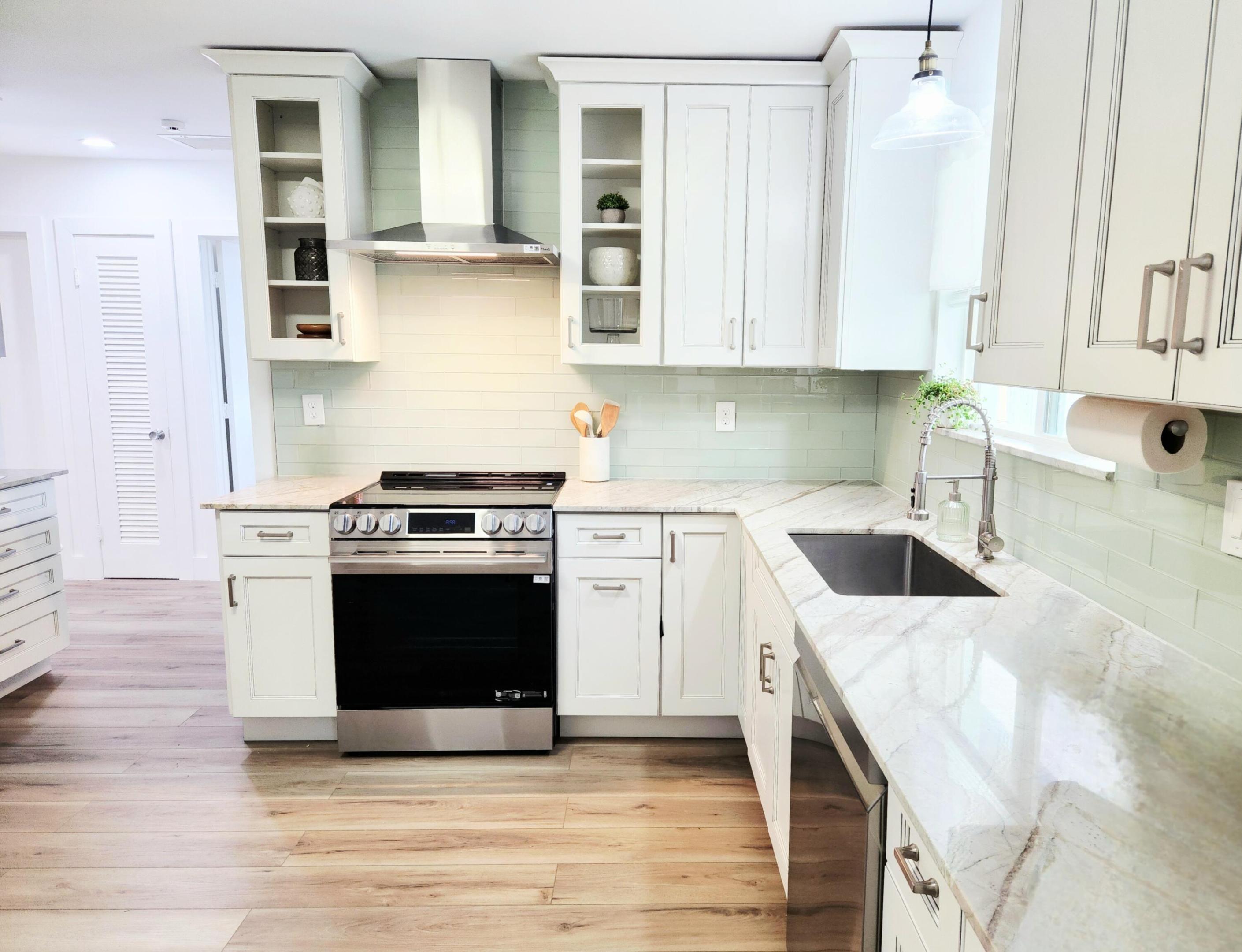 PLUMOSA PARK SEC A, B AND D - Residential