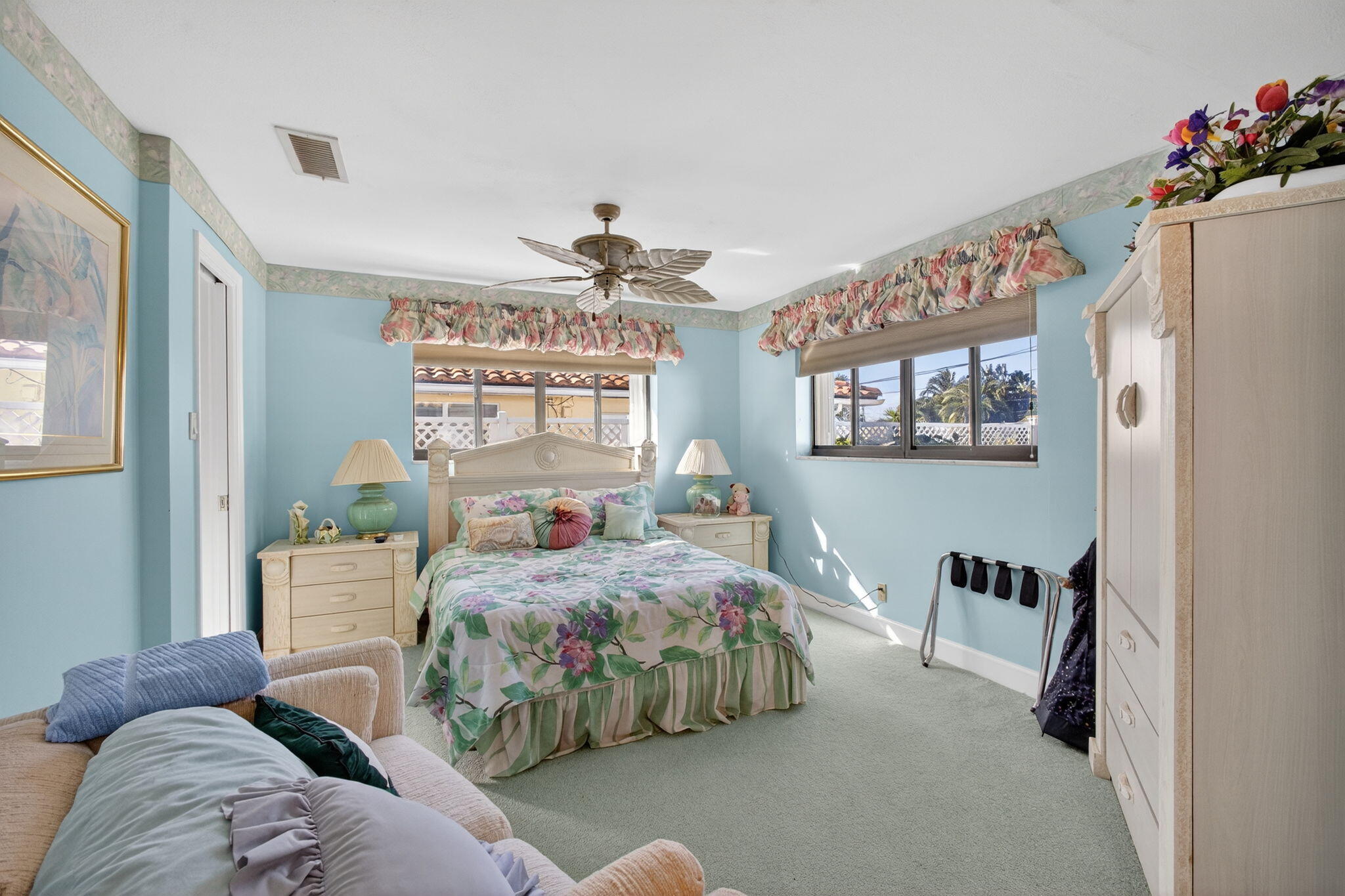 NORTH PALM BEACH VILLAGE OF 6 - Residential