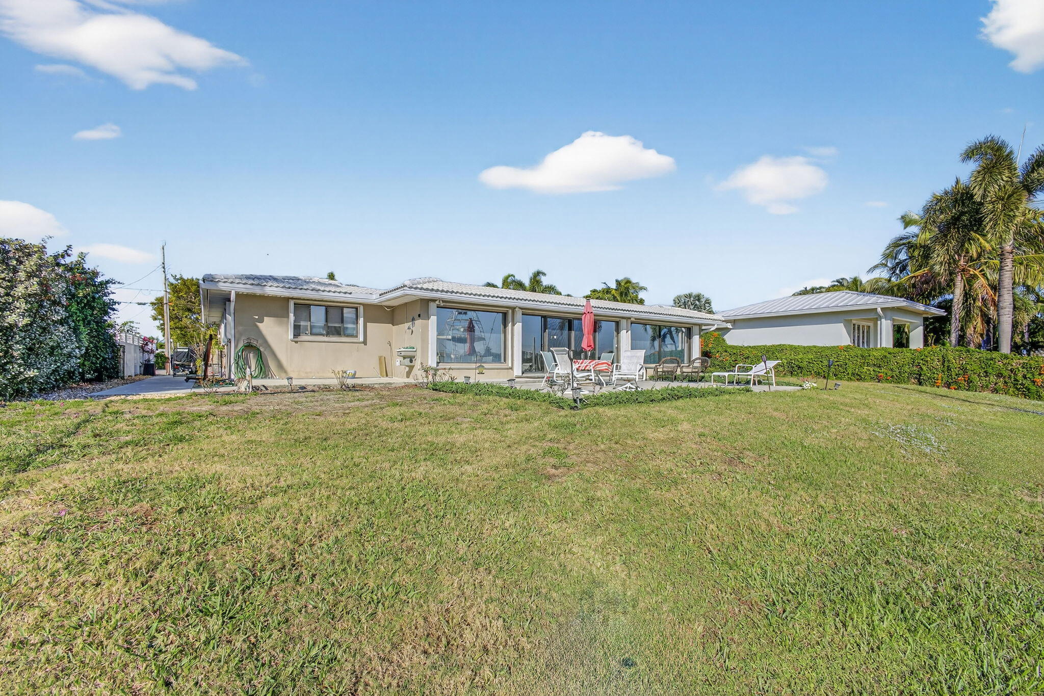 NORTH PALM BEACH VILLAGE OF 6 - Residential