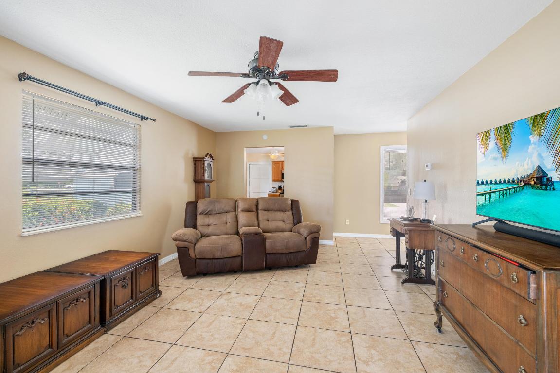 LAKEWOOD PARK UNIT 12 - Residential
