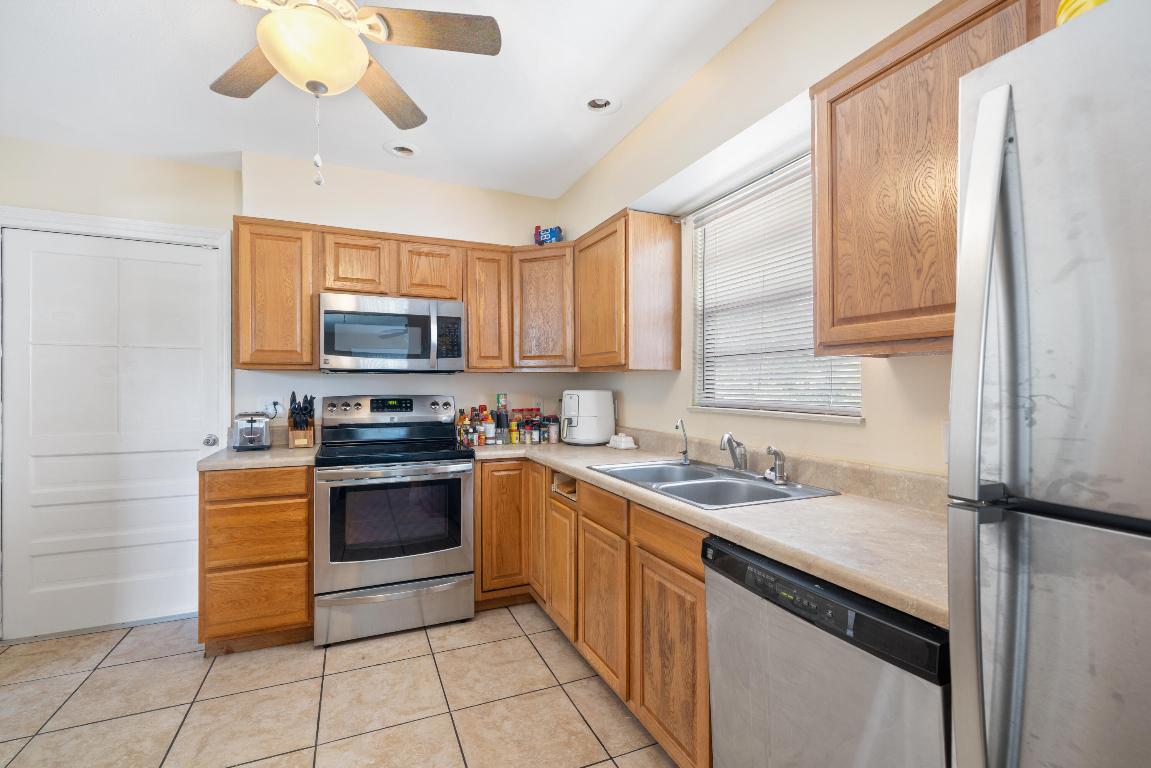 LAKEWOOD PARK UNIT 12 - Residential