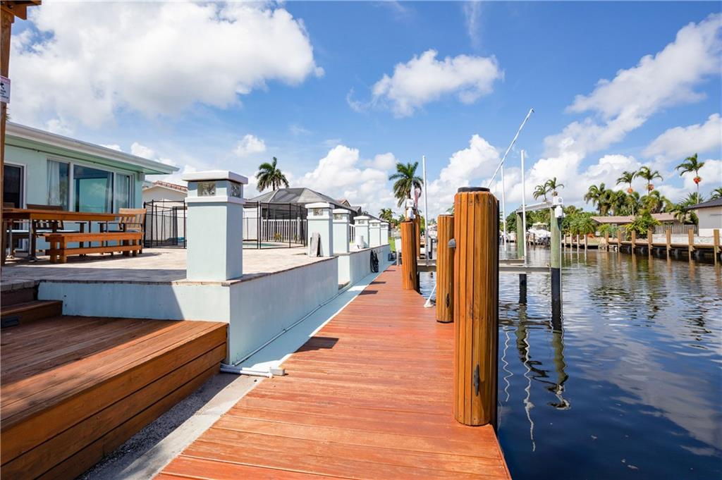 CYPRESS ISLES ESTATES FIR - Residential