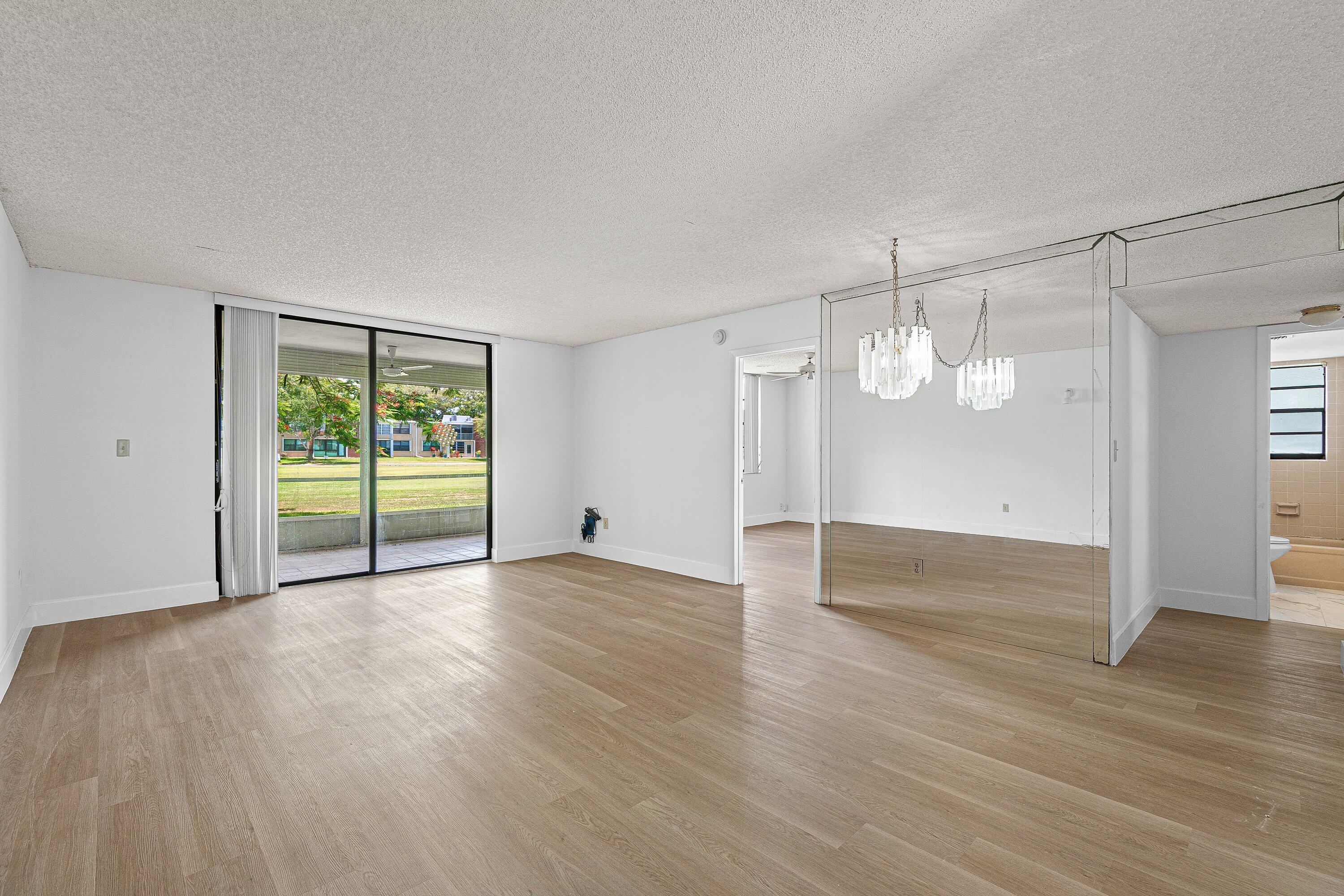 PALM SPRINGS CONDO - Residential