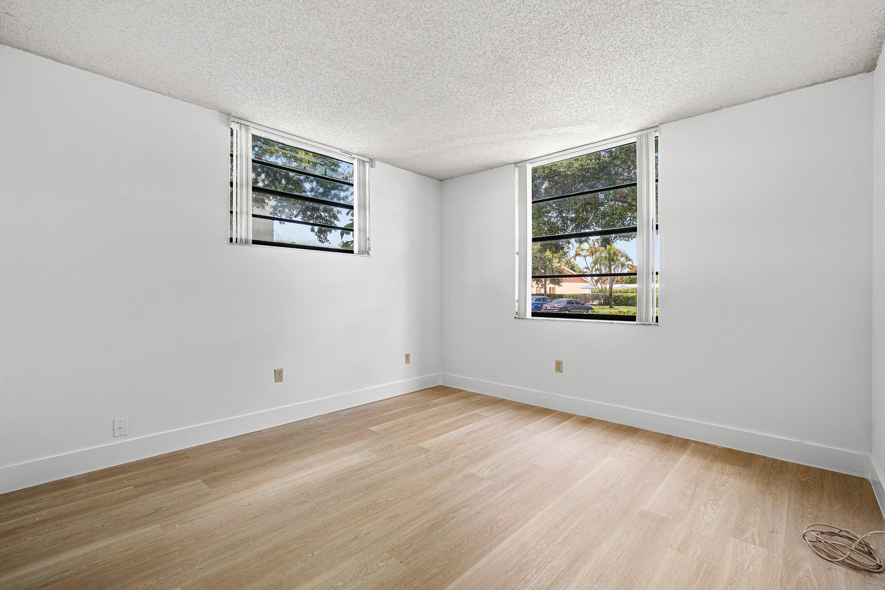 PALM SPRINGS CONDO - Residential