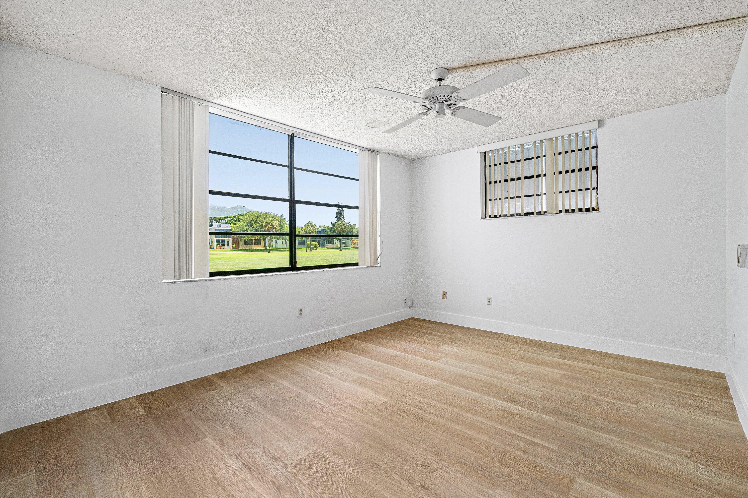PALM SPRINGS CONDO - Residential
