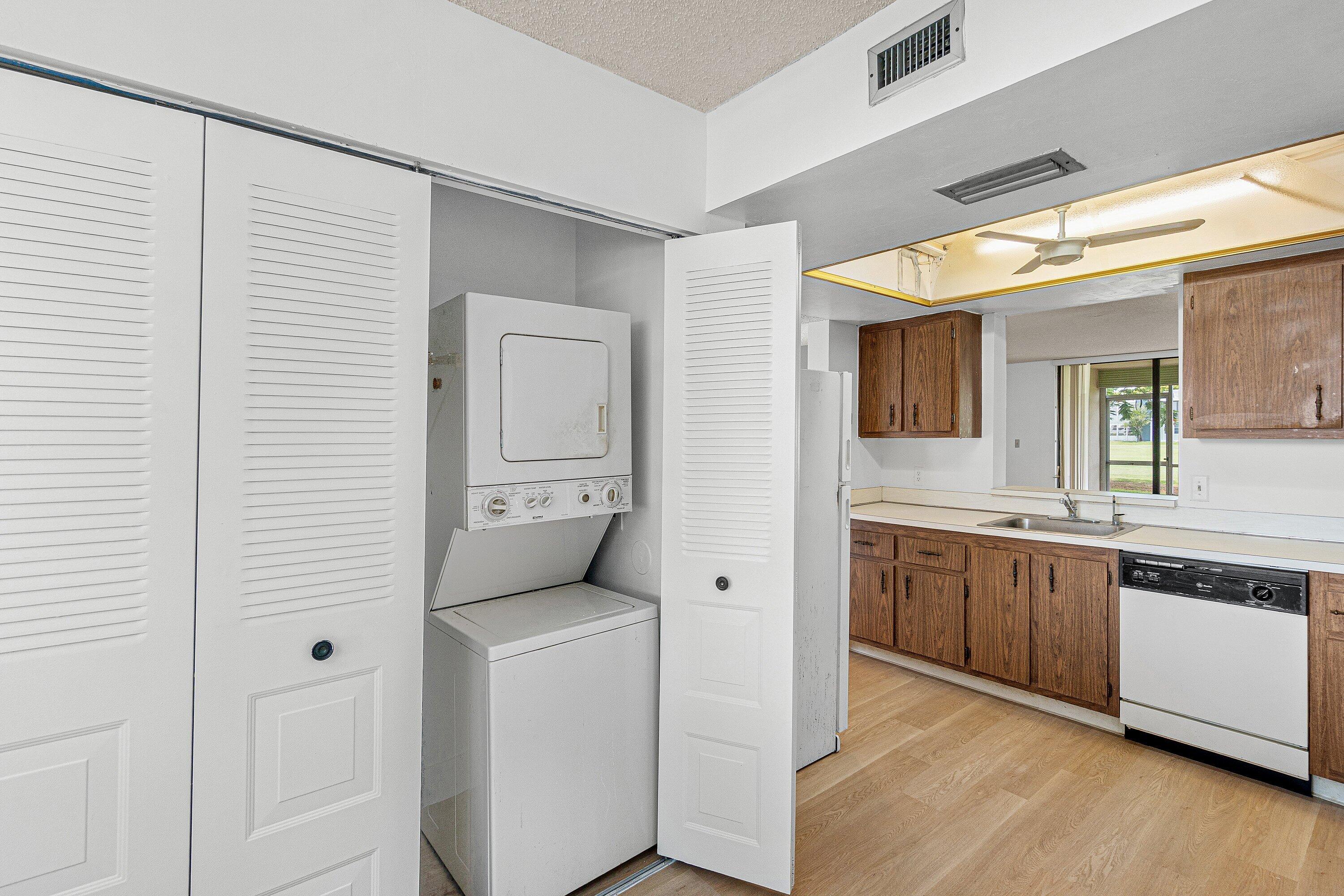 PALM SPRINGS CONDO - Residential