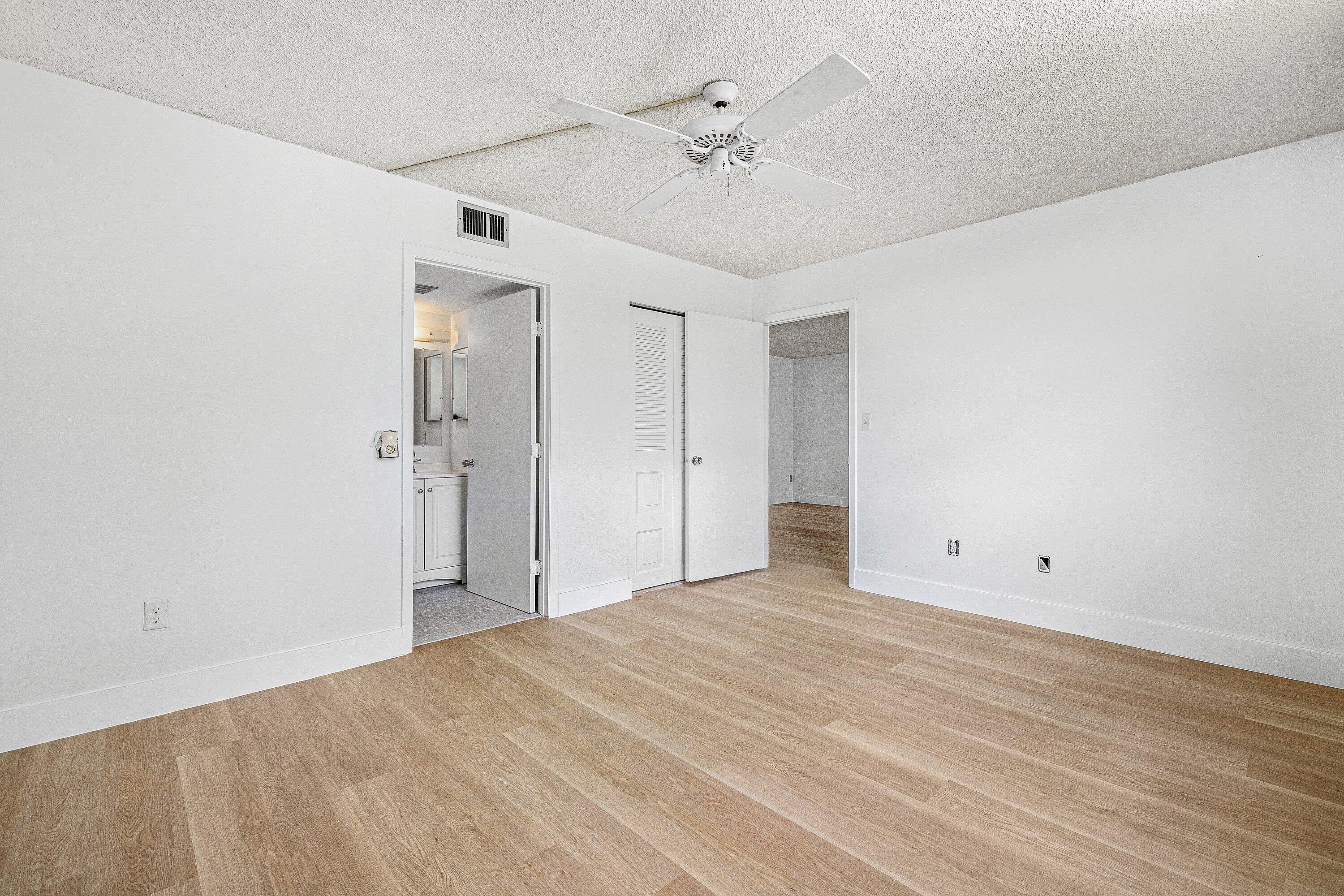PALM SPRINGS CONDO - Residential
