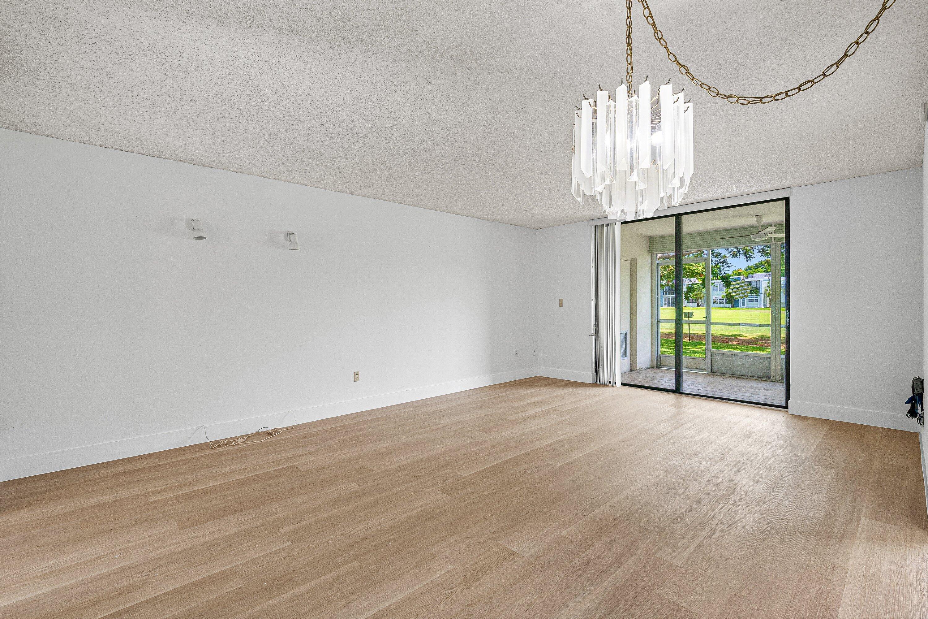 PALM SPRINGS CONDO - Residential