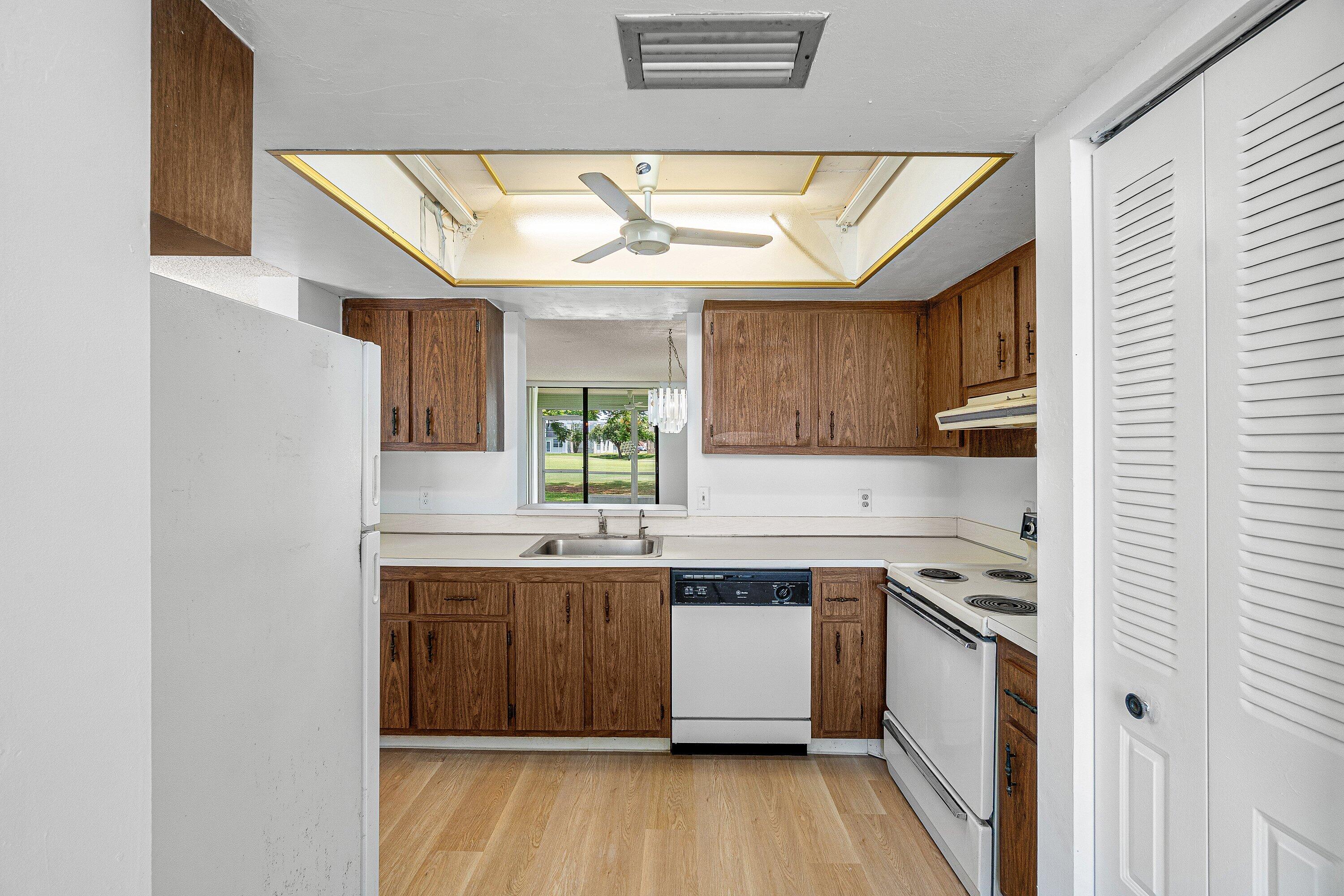 PALM SPRINGS CONDO - Residential