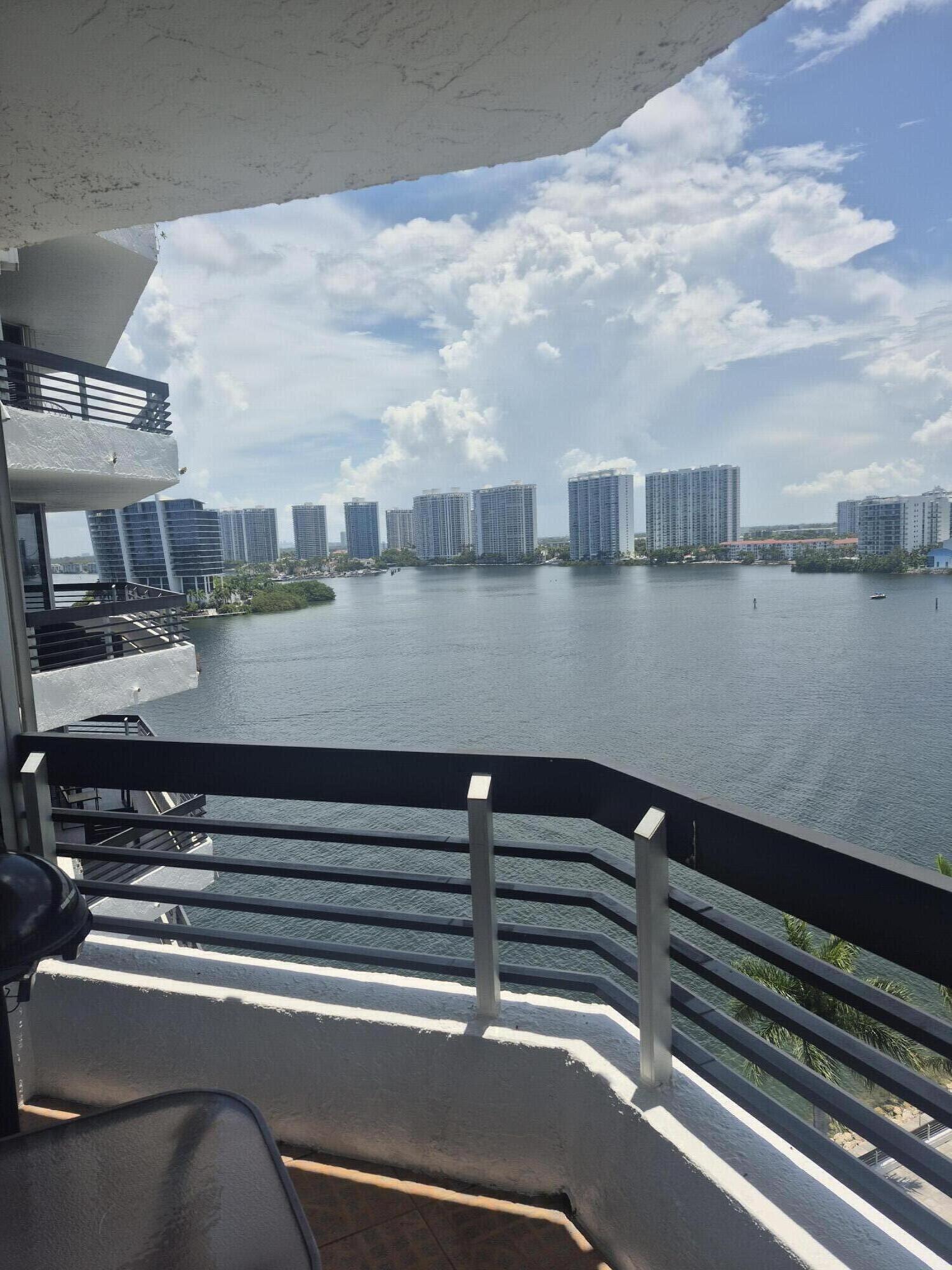 MYSTIC POINTE CONDO NO ONE - Residential