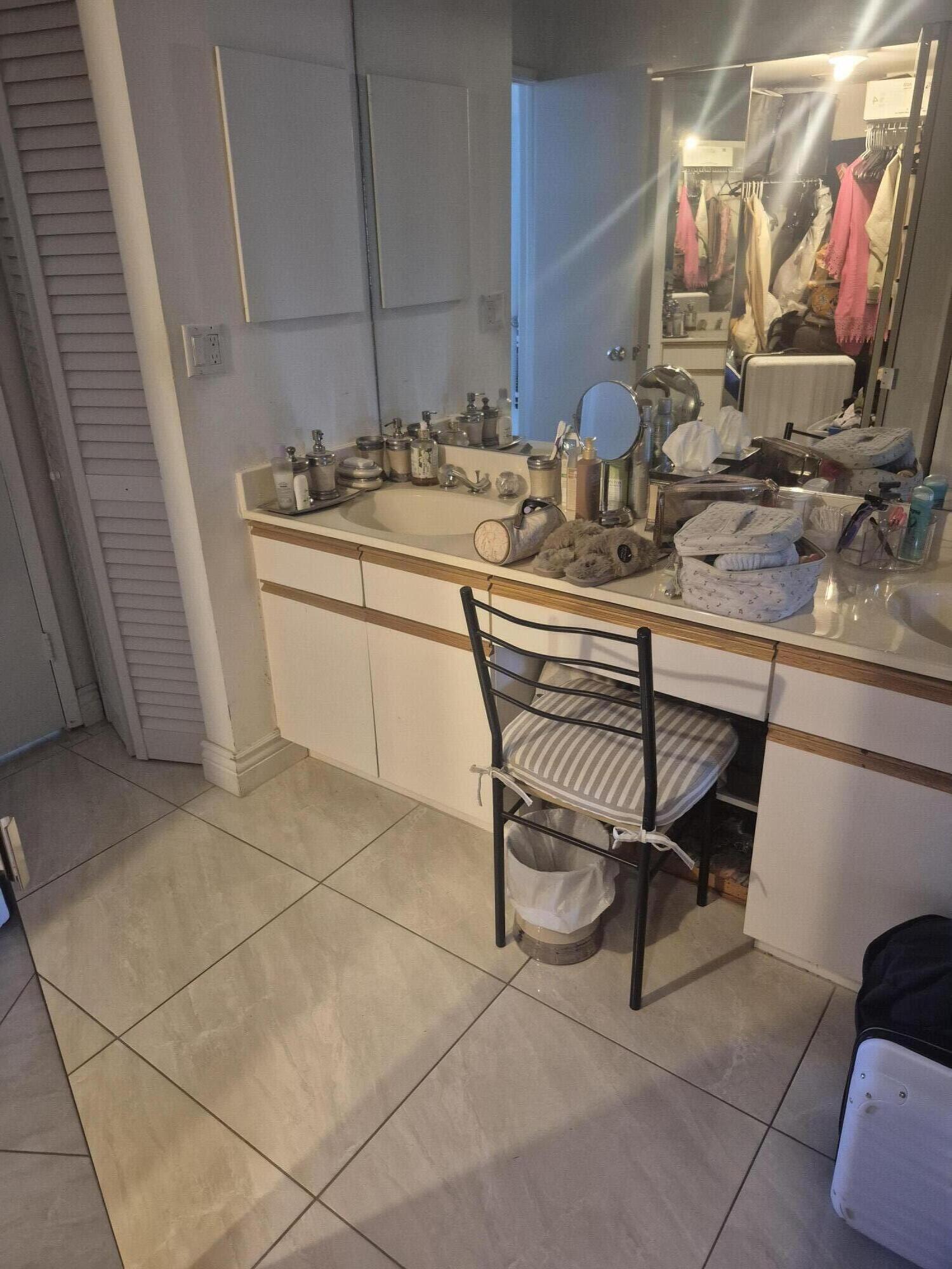 MYSTIC POINTE CONDO NO ONE - Residential