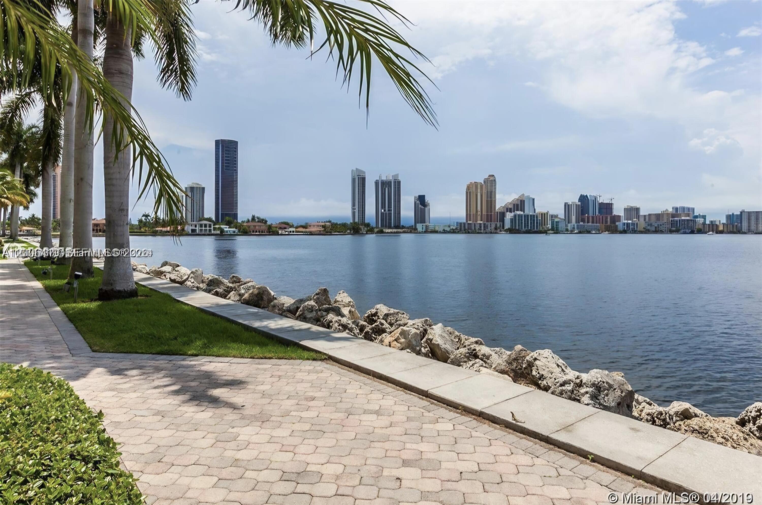 MYSTIC POINTE CONDO NO ONE - Residential
