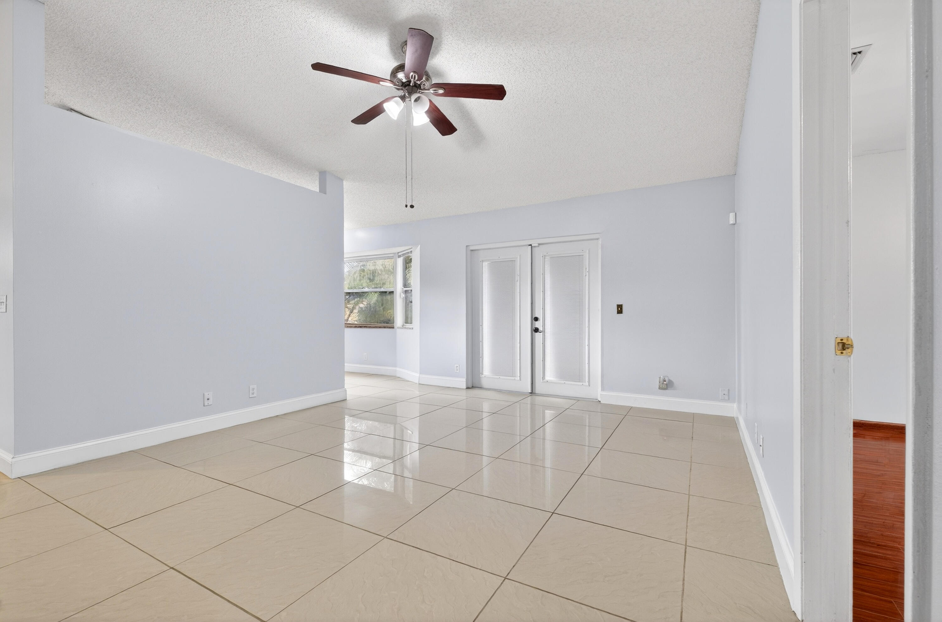 GREENACRES 2 - Residential