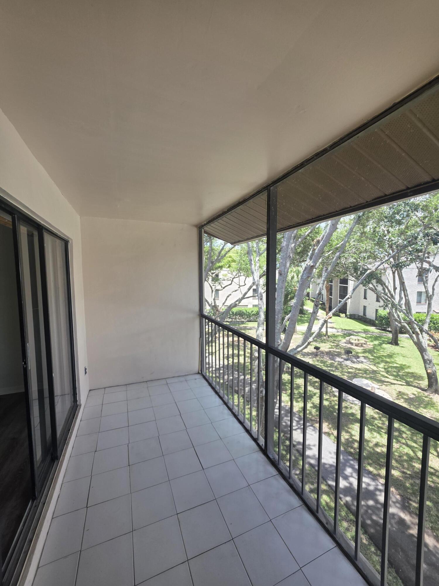 CHARTER CLUB OF PALM BEACH CONDO - Residential Lease