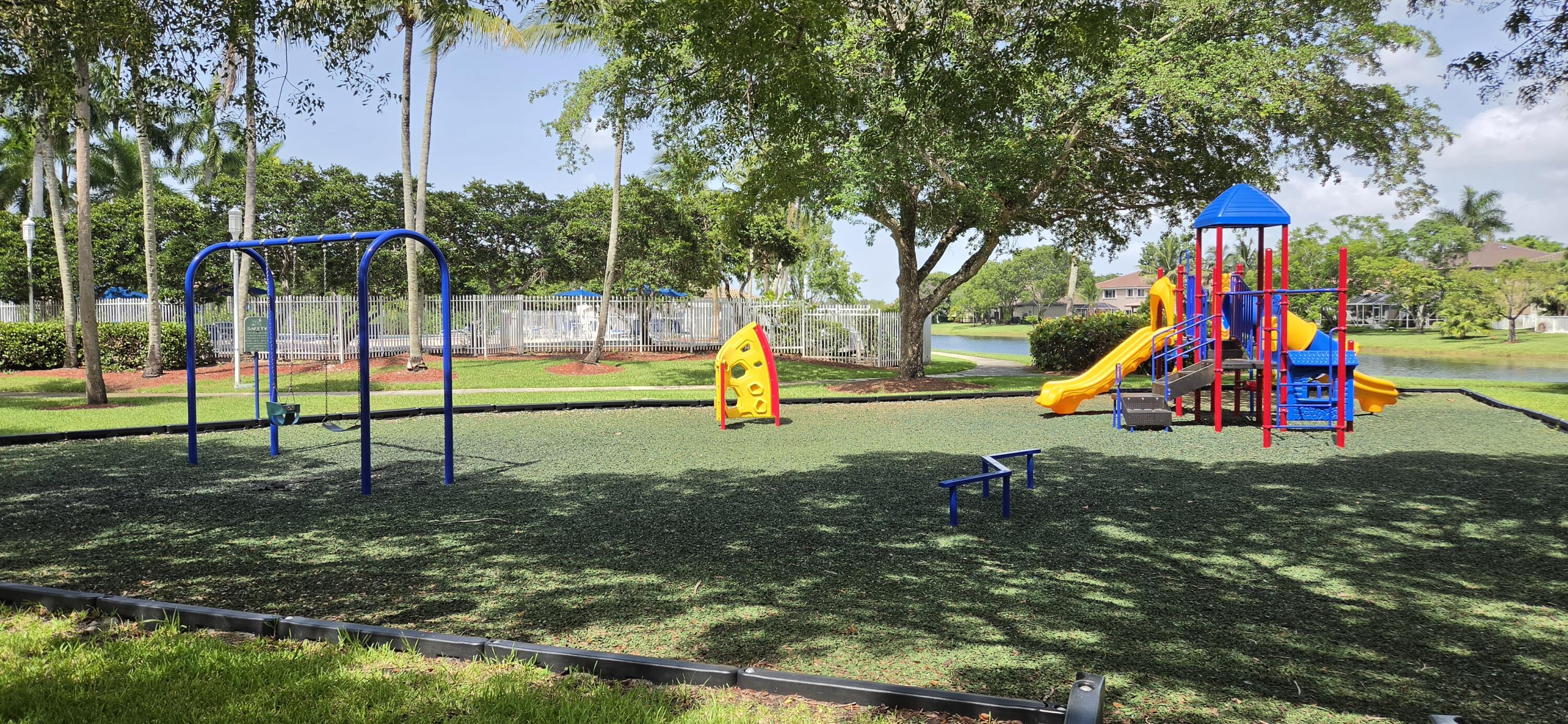 LAKES OF WESTERN PINES REPLAT - Residential