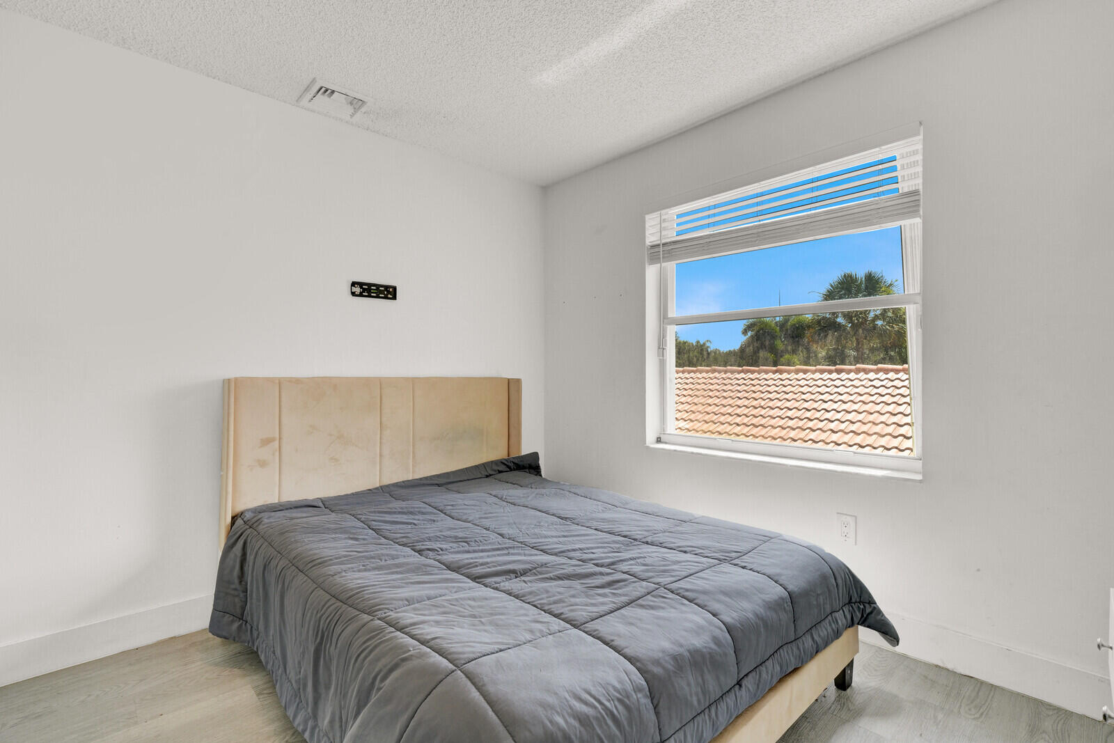 LAKES OF WESTERN PINES REPLAT - Residential