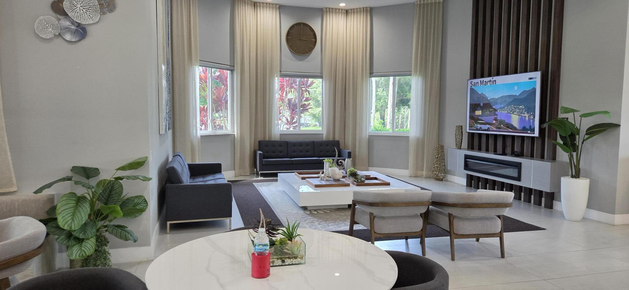 LAKES OF WESTERN PINES REPLAT - Residential