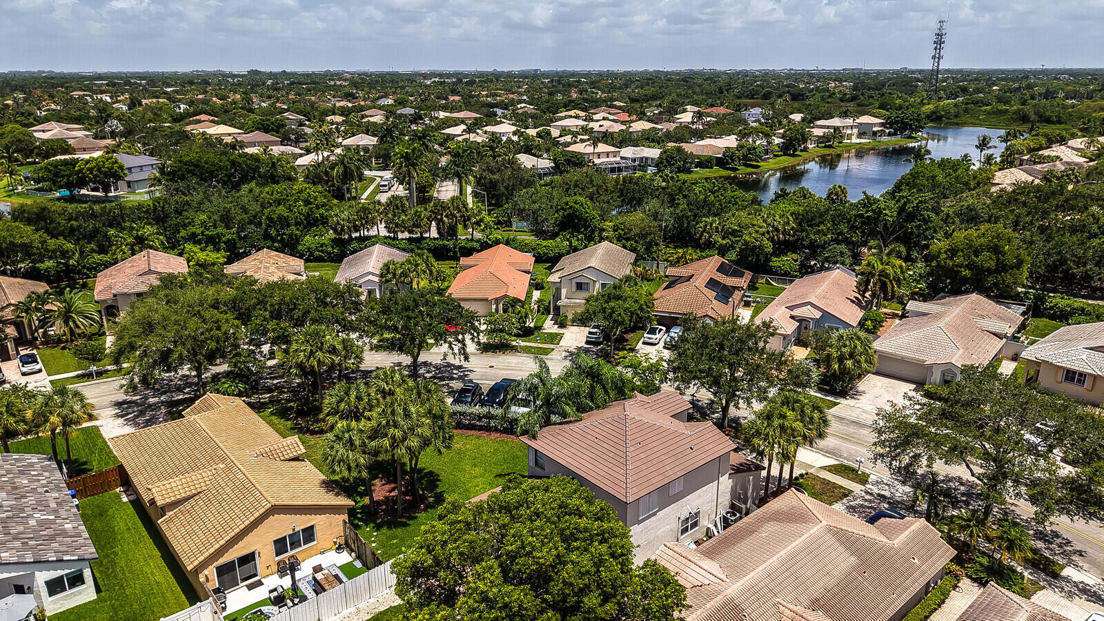 LAKES OF WESTERN PINES REPLAT - Residential