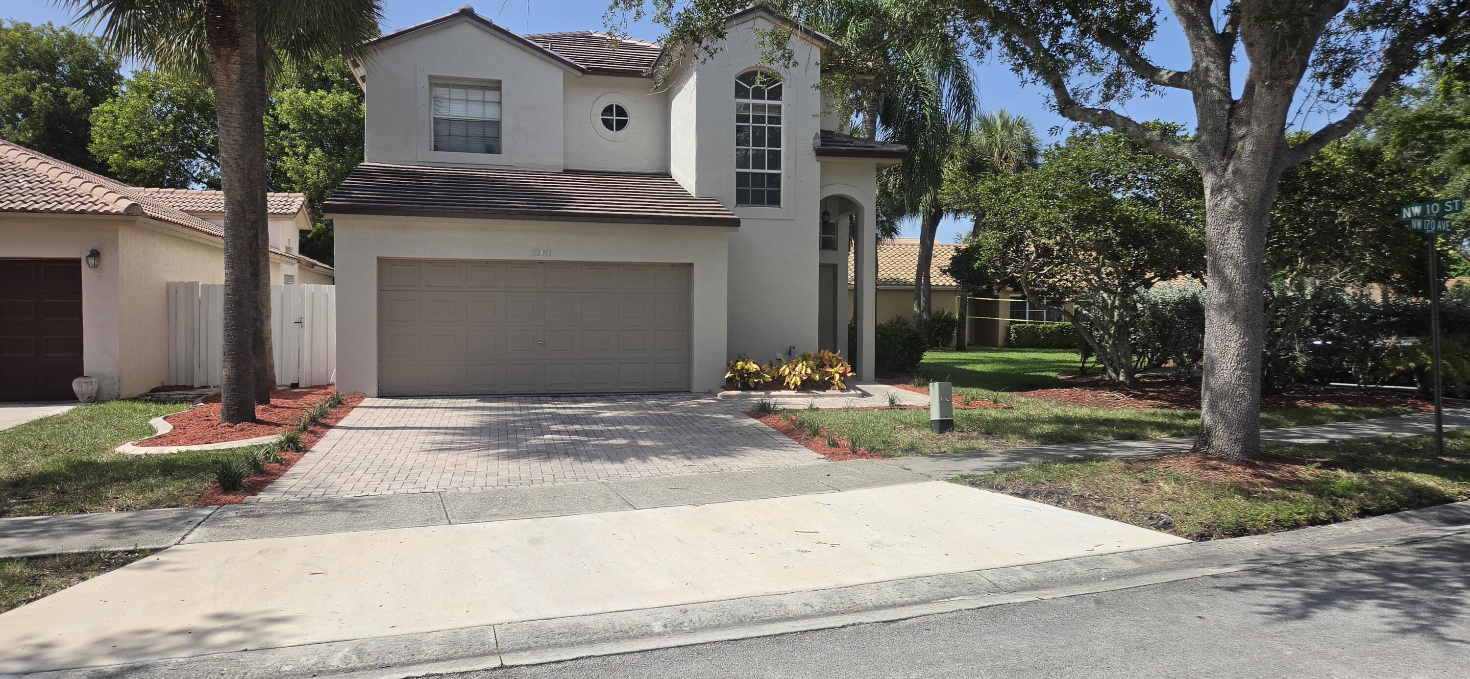 LAKES OF WESTERN PINES REPLAT - Residential