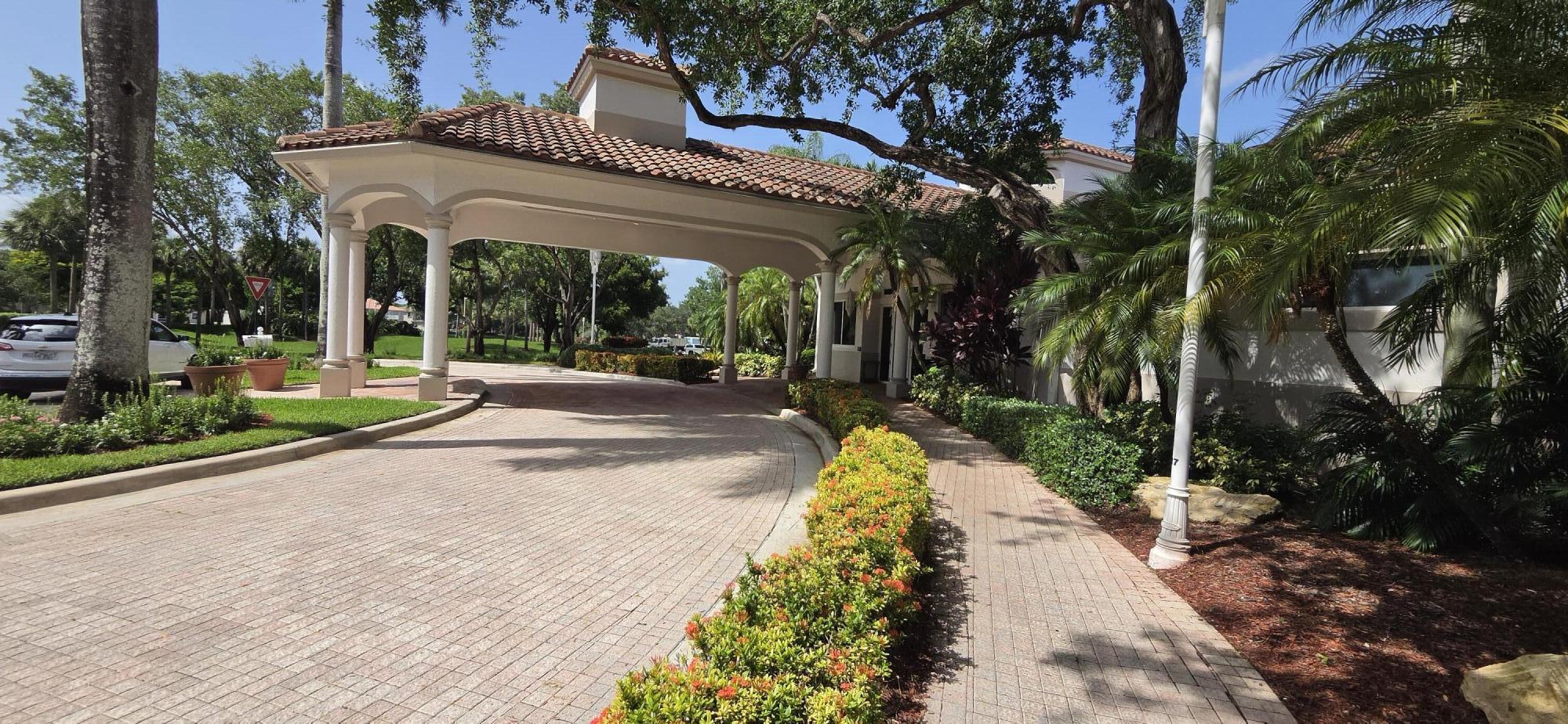 LAKES OF WESTERN PINES REPLAT - Residential