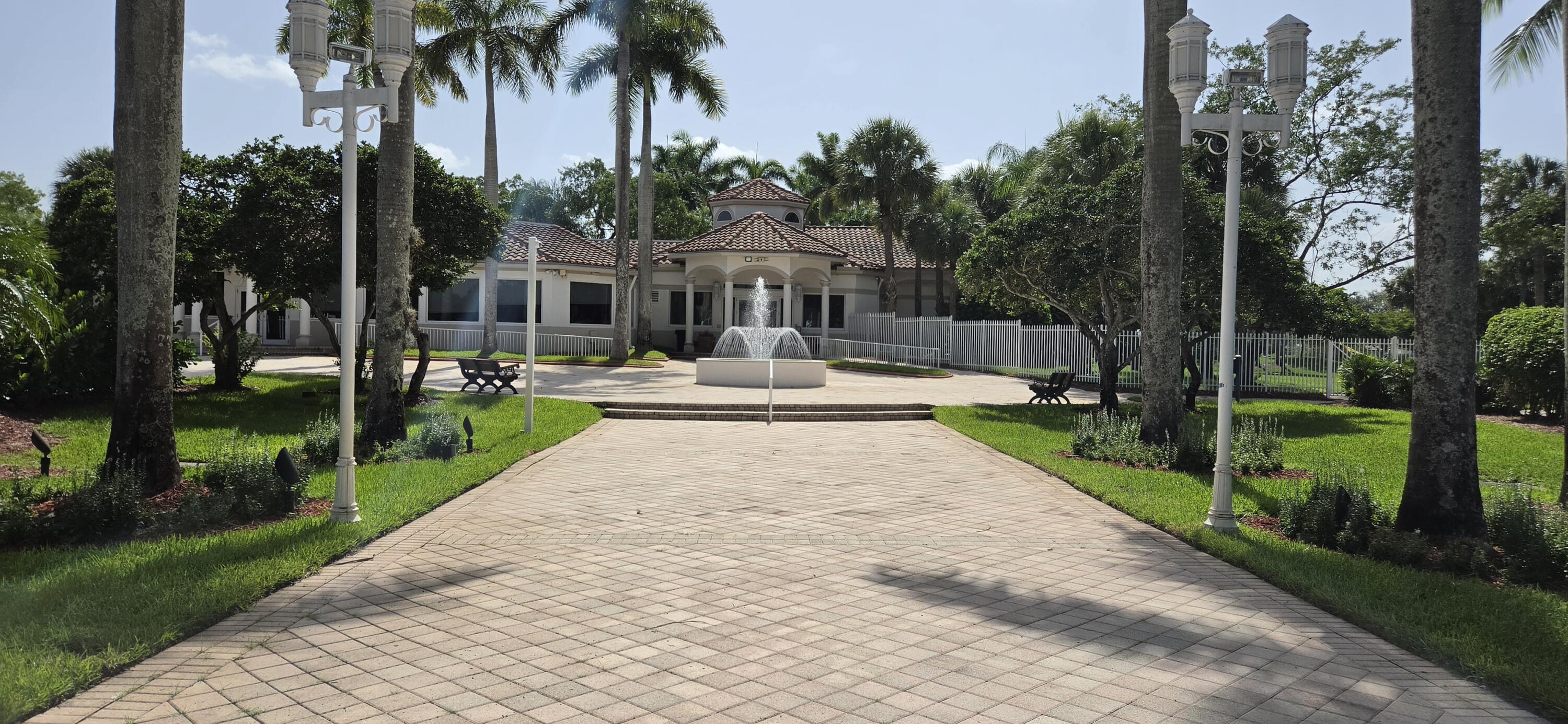 LAKES OF WESTERN PINES REPLAT - Residential
