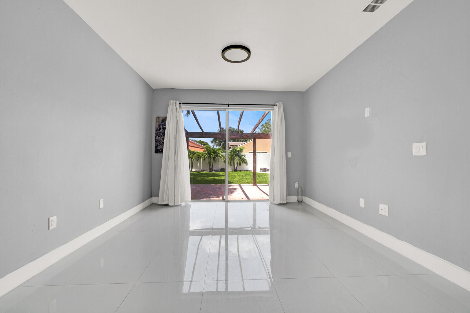 LAKES OF WESTERN PINES REPLAT - Residential