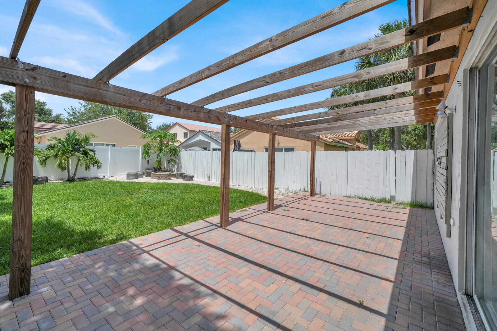 LAKES OF WESTERN PINES REPLAT - Residential
