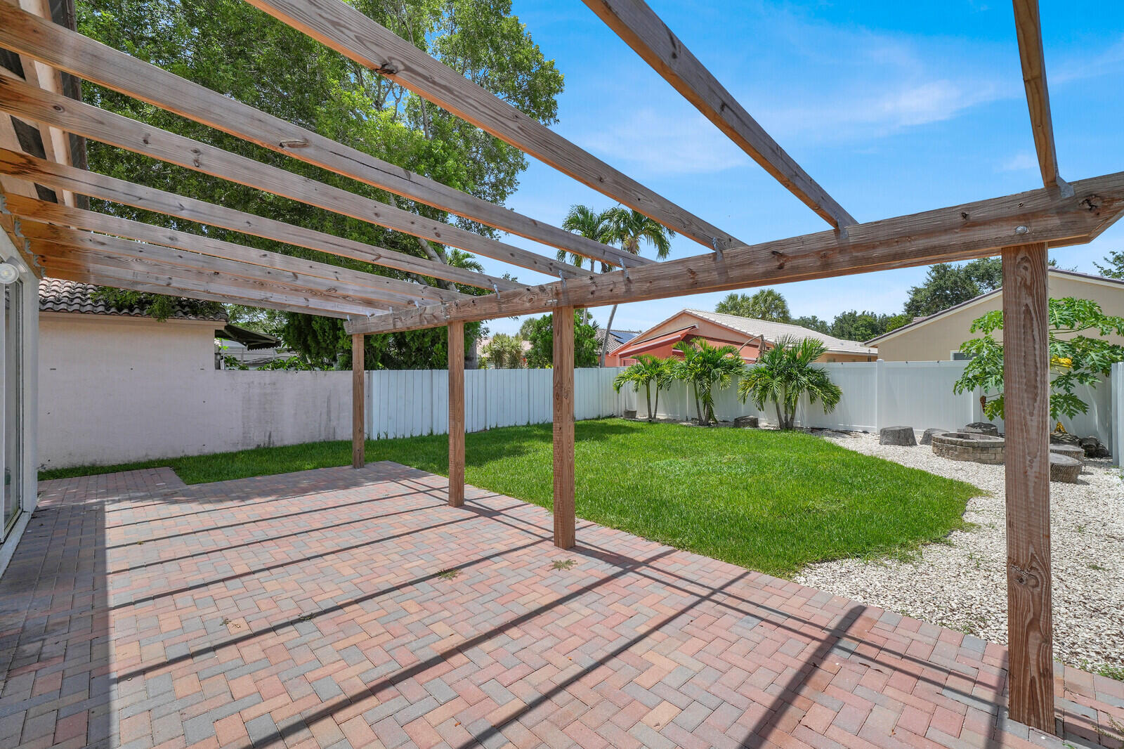 LAKES OF WESTERN PINES REPLAT - Residential