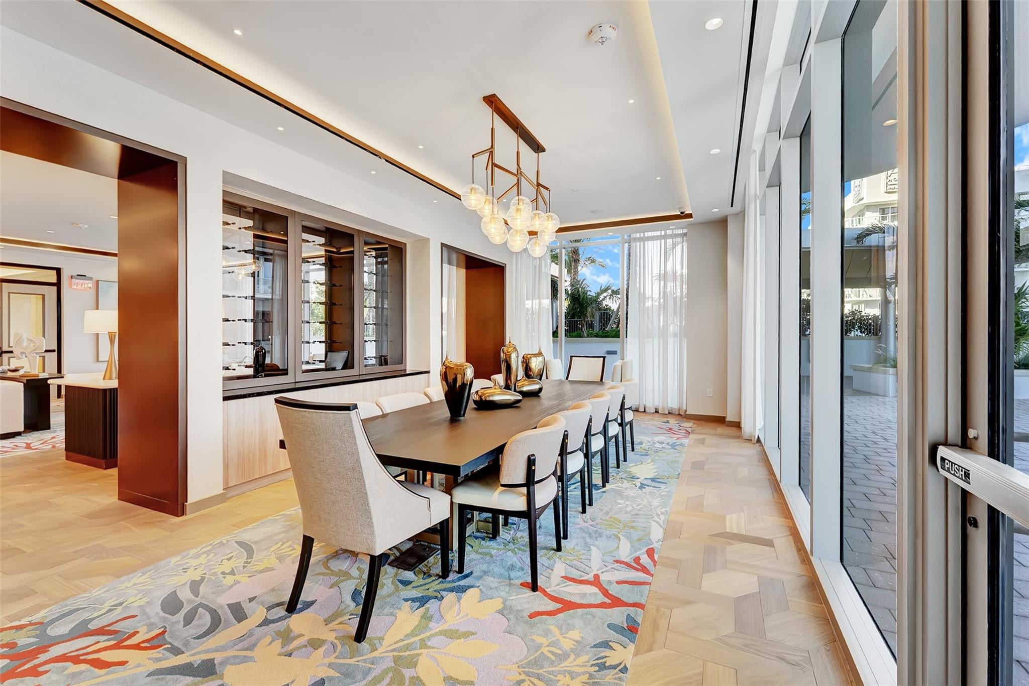 SELENE OCEANFRONT RESIDENCE - Residential